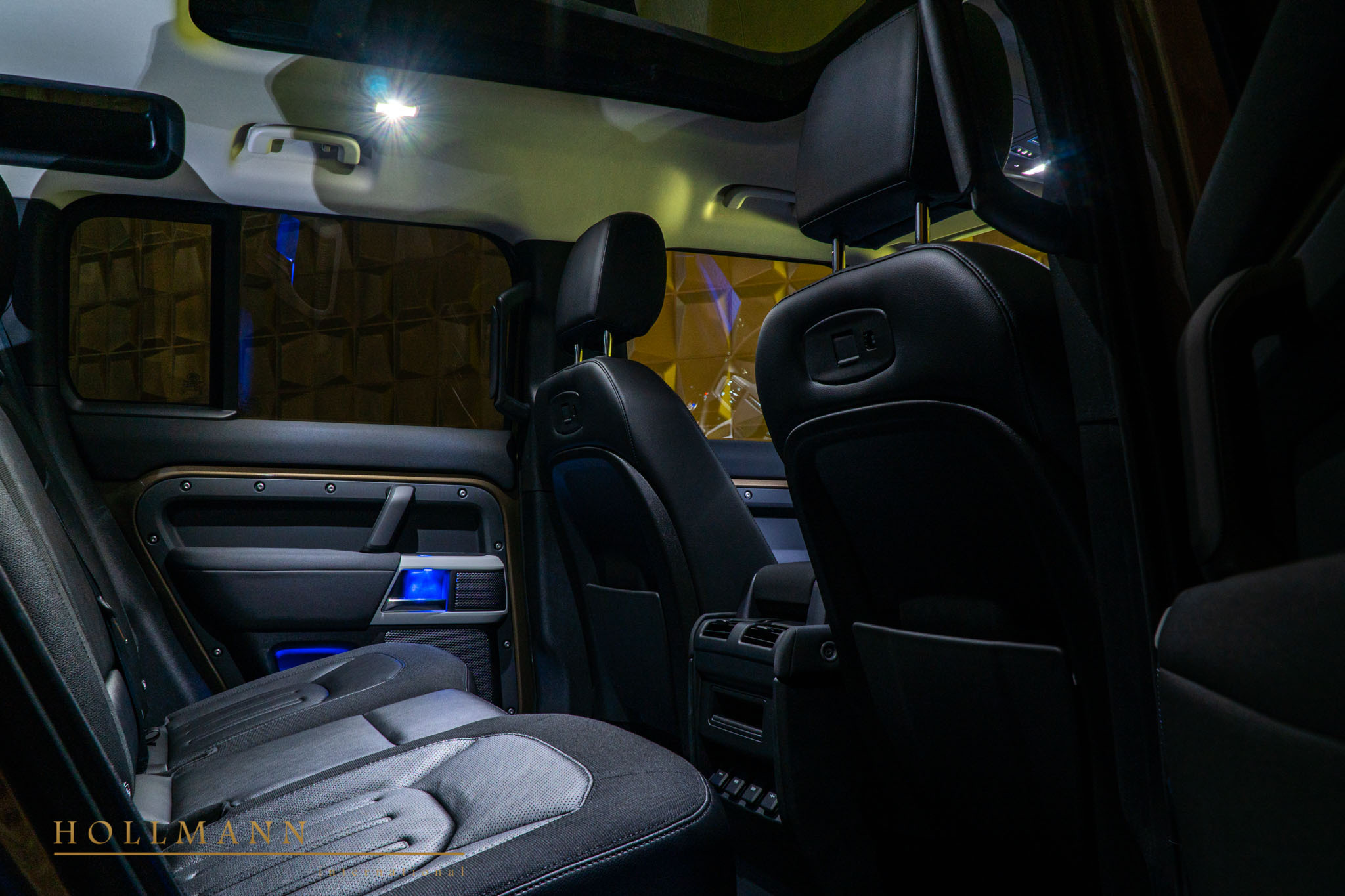 2020 Land Rover Defender 110 P400 S, 12/17