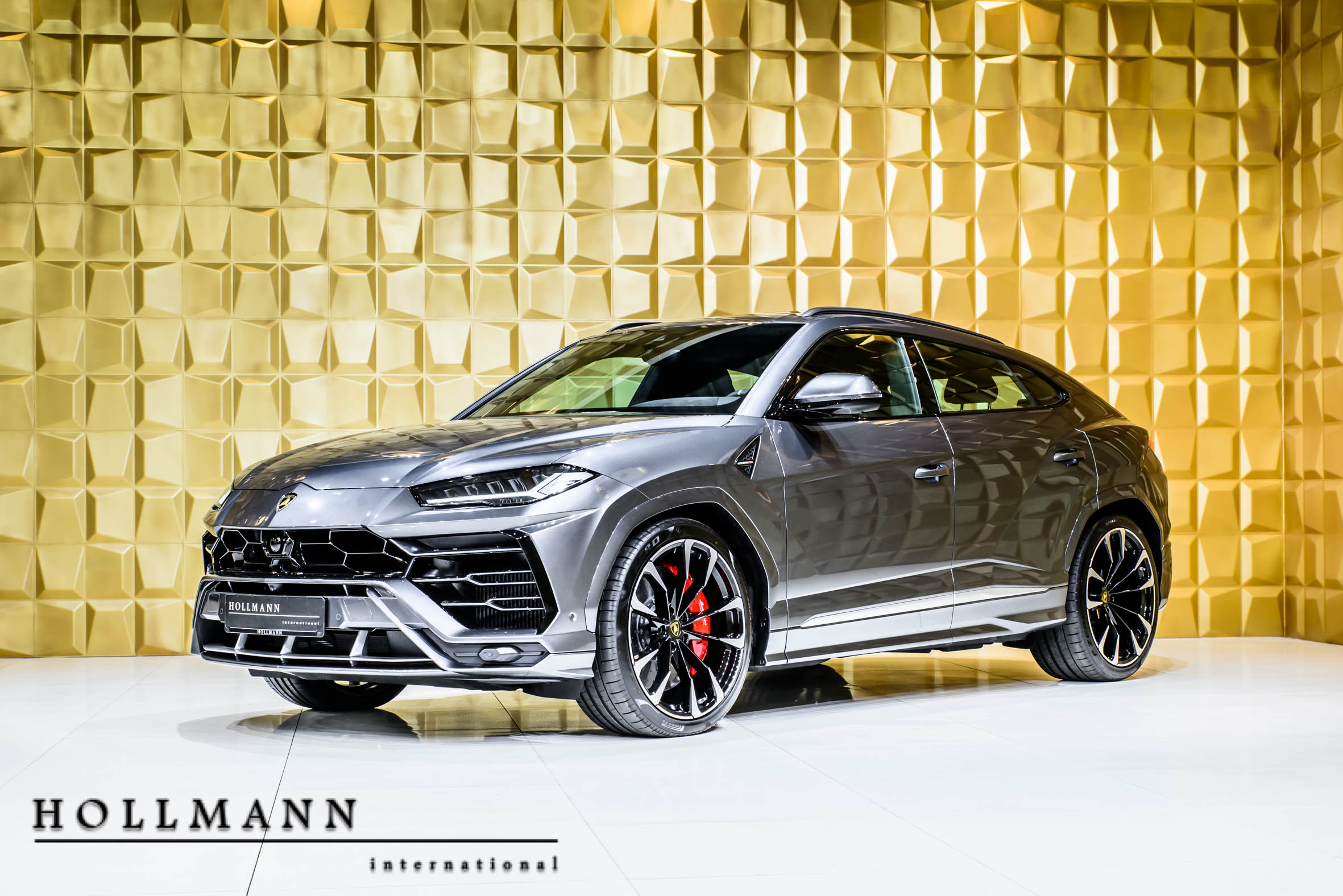 2018 LAMBORGHINI Urus