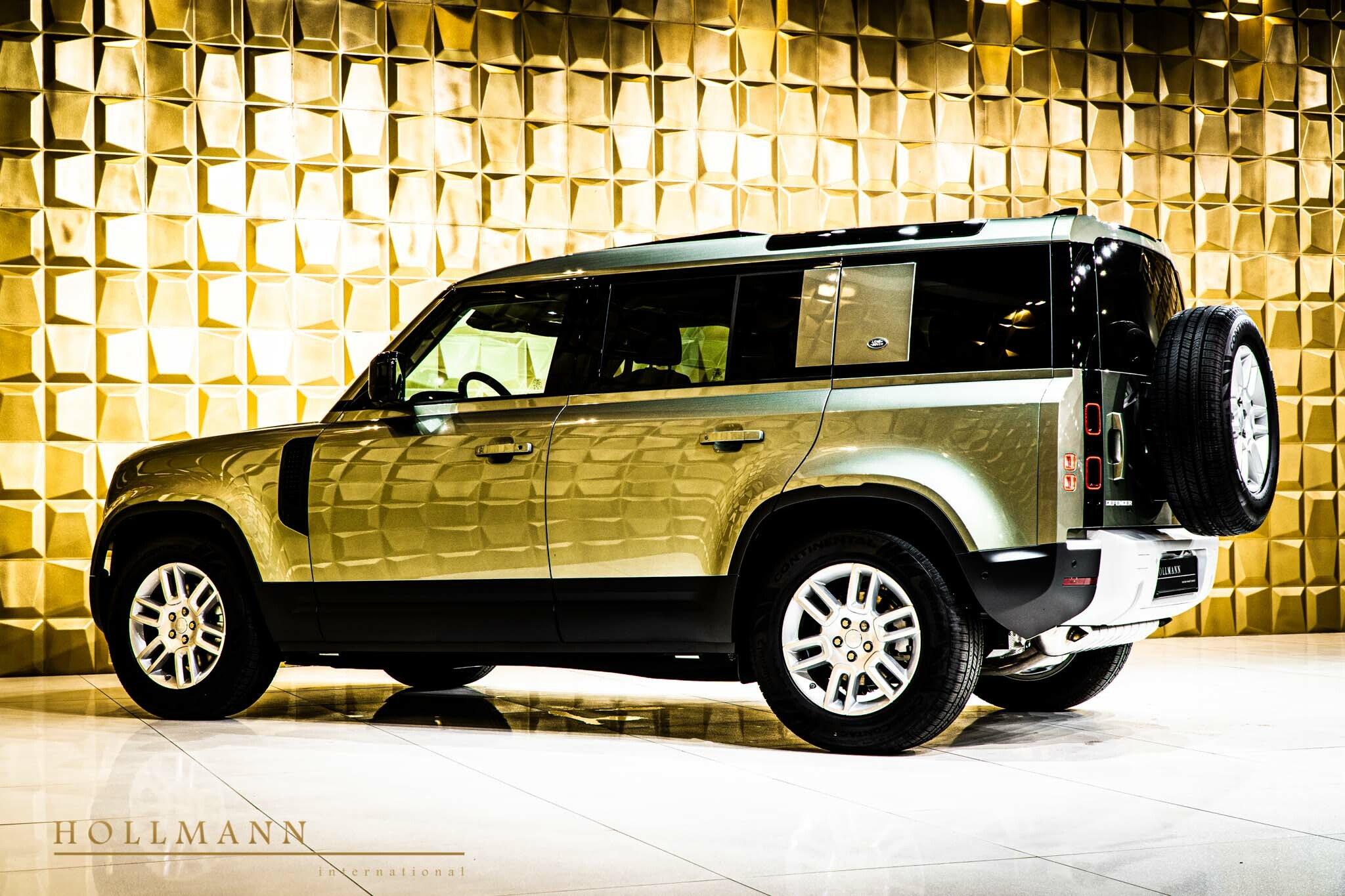 2020 Land Rover Defender S D240, 44/52