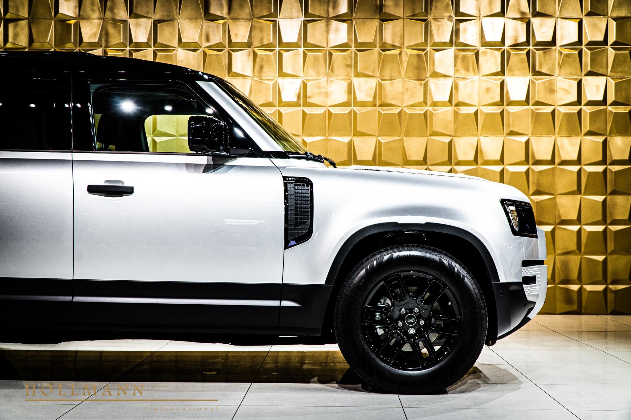 2020 Land Rover Defender S D240, 6/52