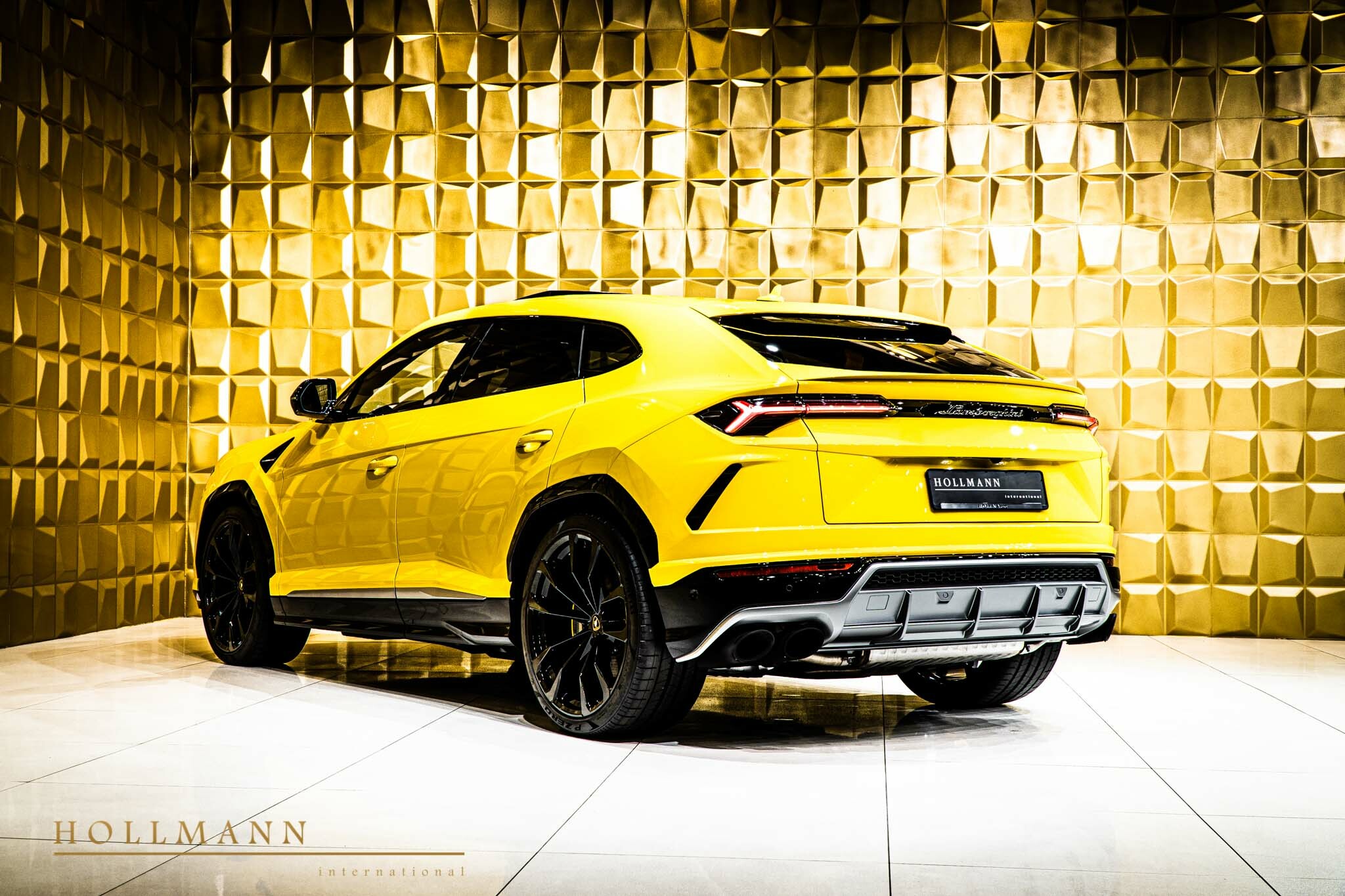 2020 Lamborghini Urus, 5/19