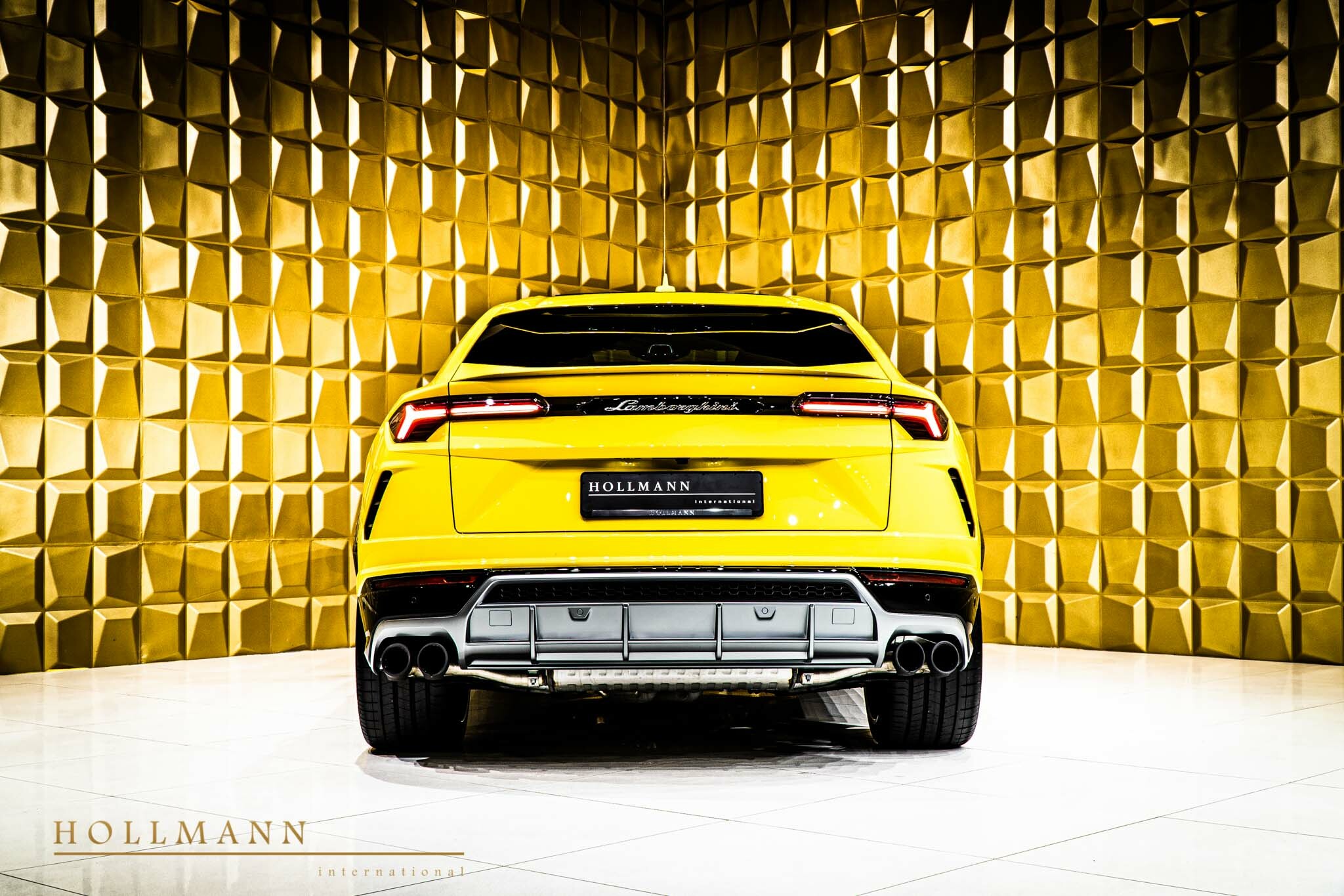 2020 Lamborghini Urus, 6/19