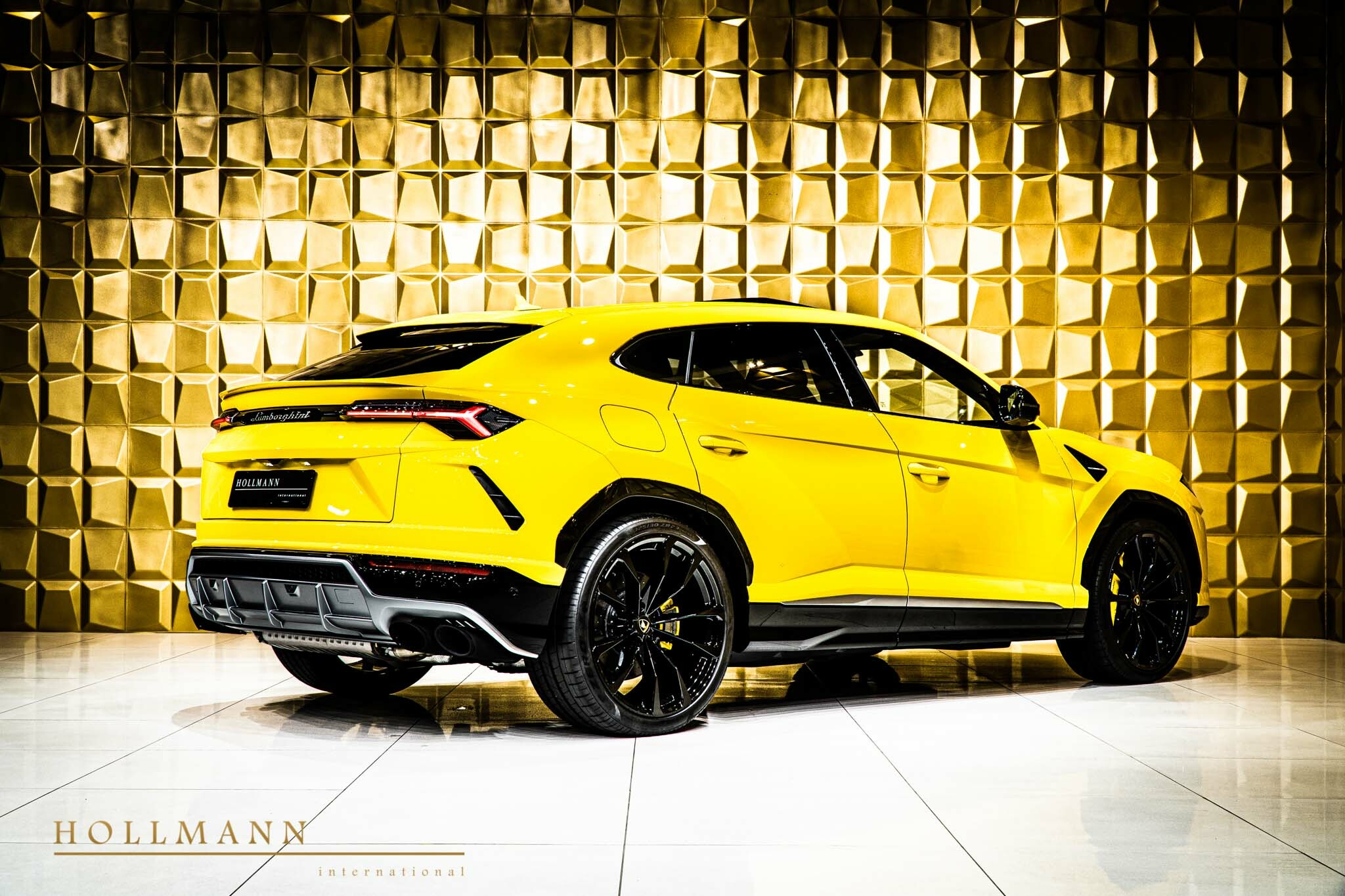 2020 Lamborghini Urus, 7/19