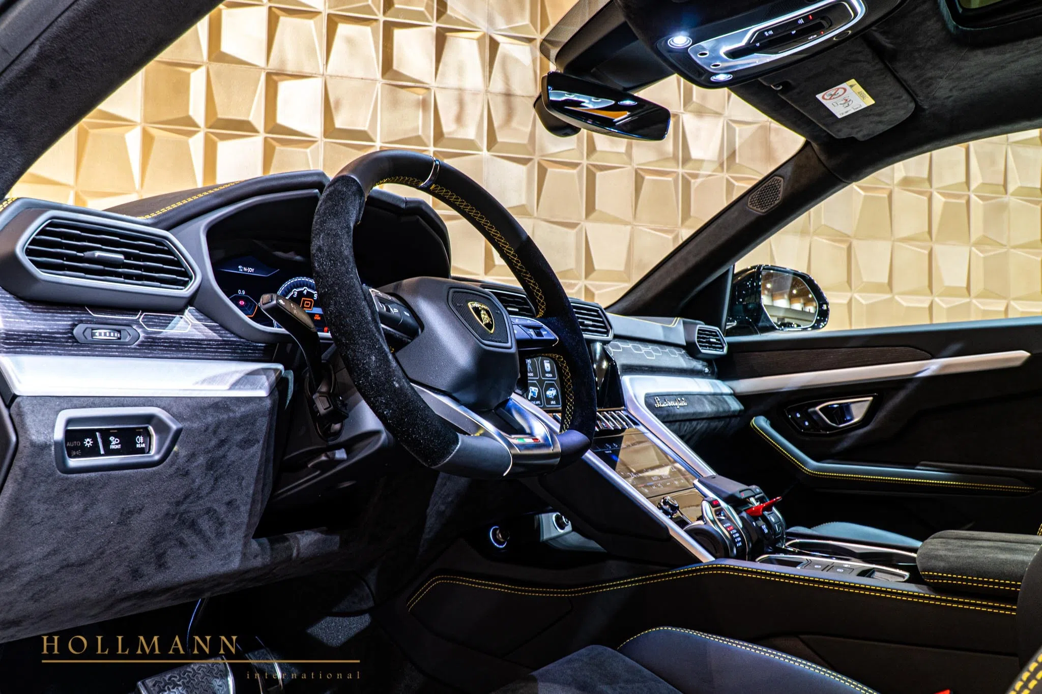 2020 Lamborghini Urus interior, dashboard, Nero Ade