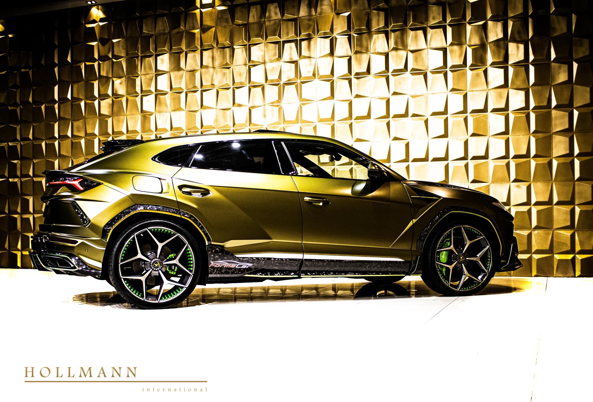2020 Lamborghini URUS by SCL GLOBAL, 2/19