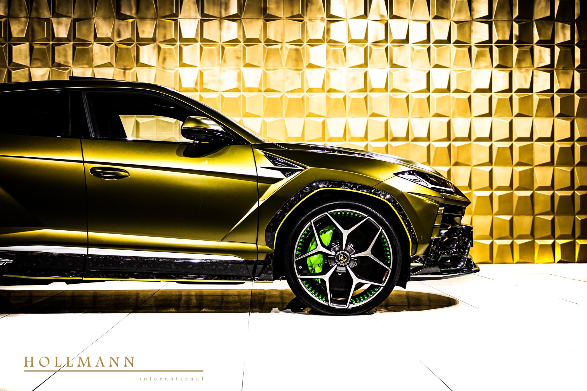 2020 Lamborghini URUS by SCL GLOBAL, 16/19