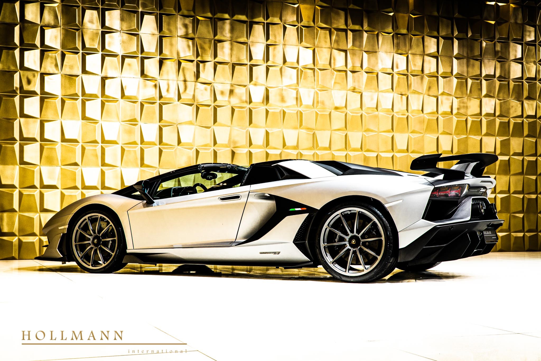 2020 Lamborghini Aventador SVJ Roadster, 4/20