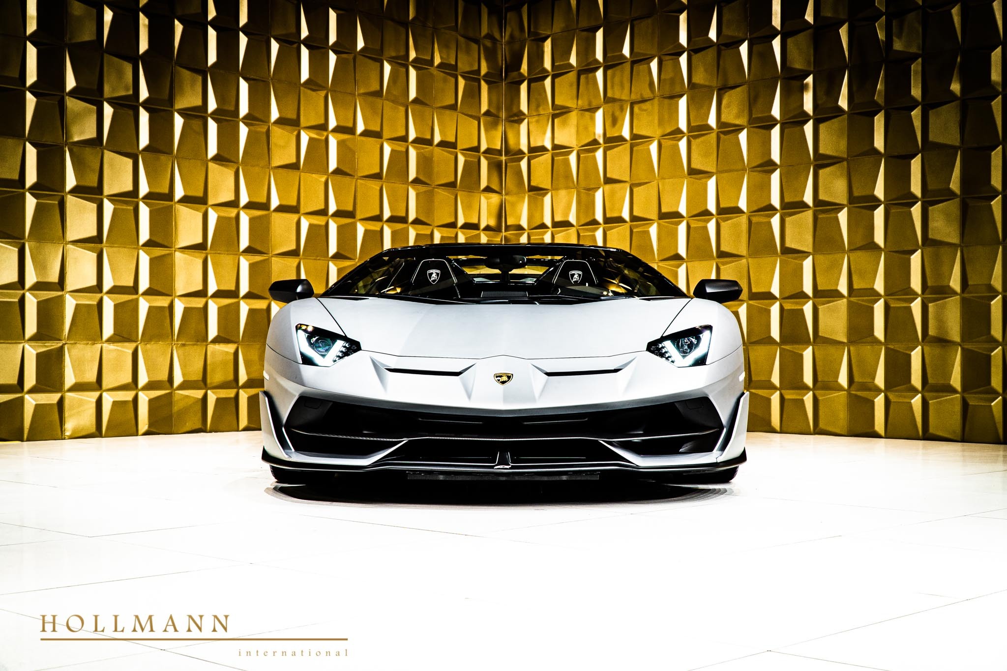 2020 Lamborghini Aventador SVJ Roadster, 6/20