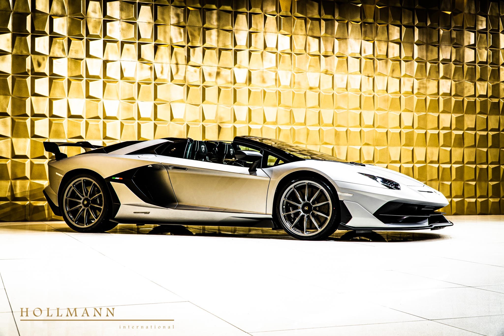 2020 Lamborghini Aventador SVJ Roadster, 7/20
