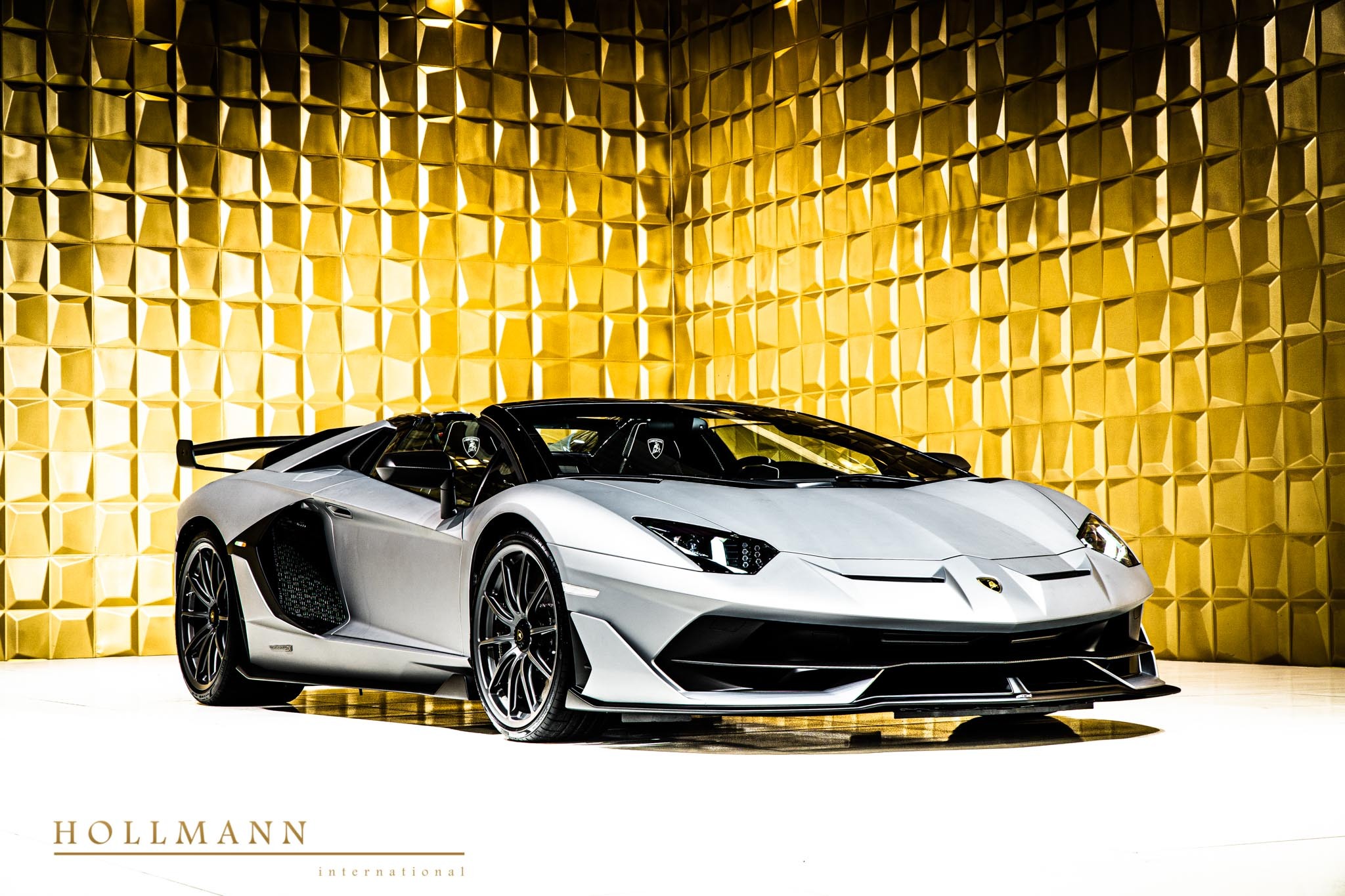 2020 Lamborghini Aventador SVJ Roadster, 18/20