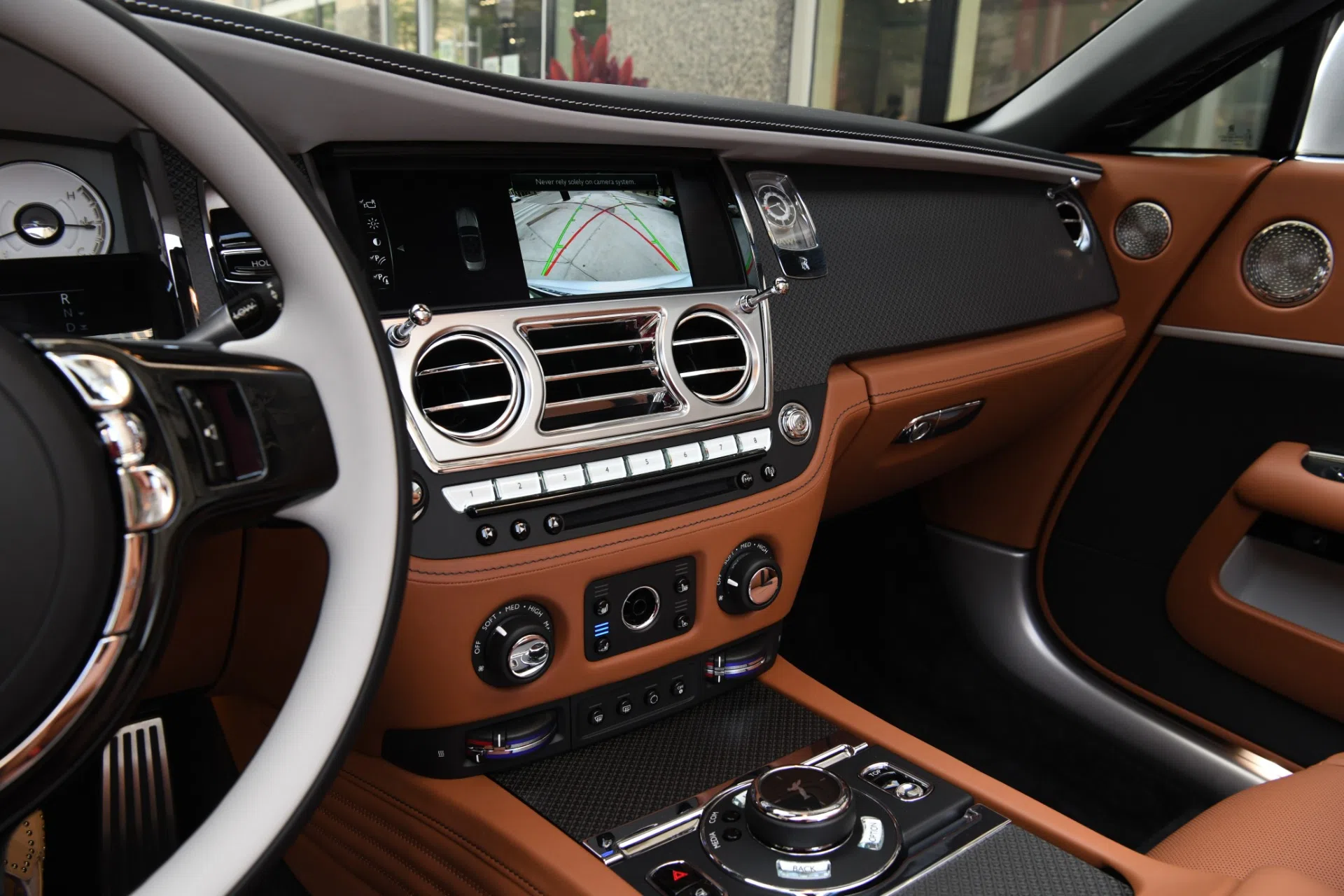 2020 Rolls-Royce Dawn SILVER BULLET COLLECTION interior, CASDEN TAN