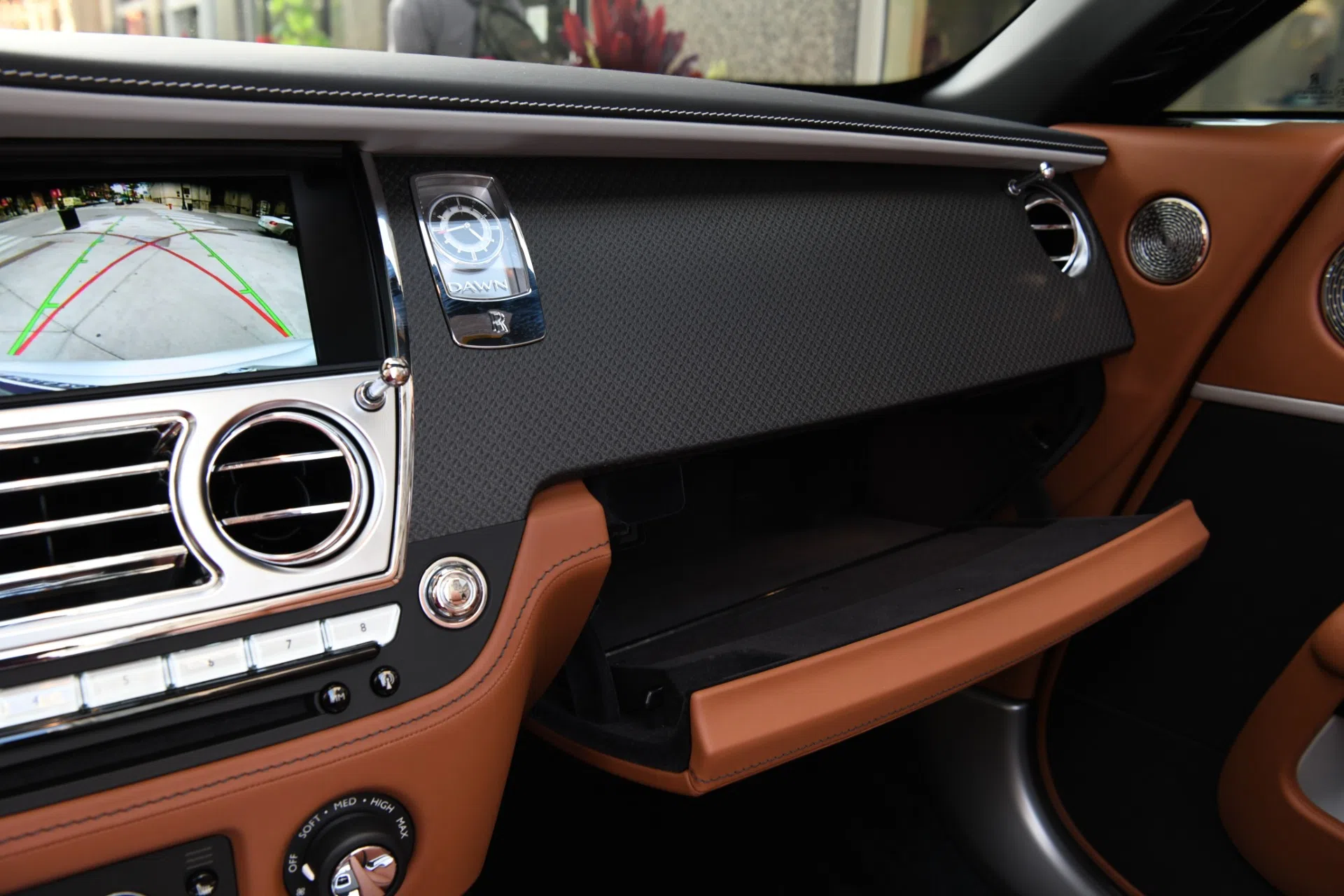2020 Rolls-Royce Dawn SILVER BULLET COLLECTION interior, CASDEN TAN