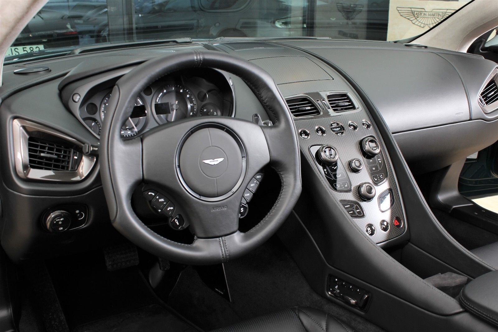 2018 Aston Martin Vanquish S Volante, 7/15