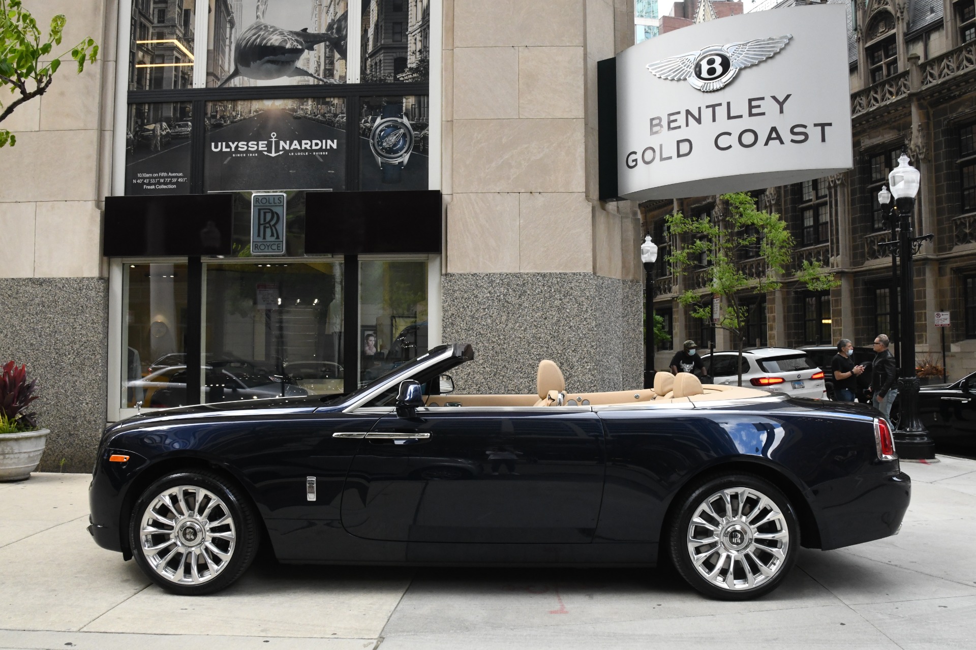 2020 Rolls-Royce Dawn, 7/34