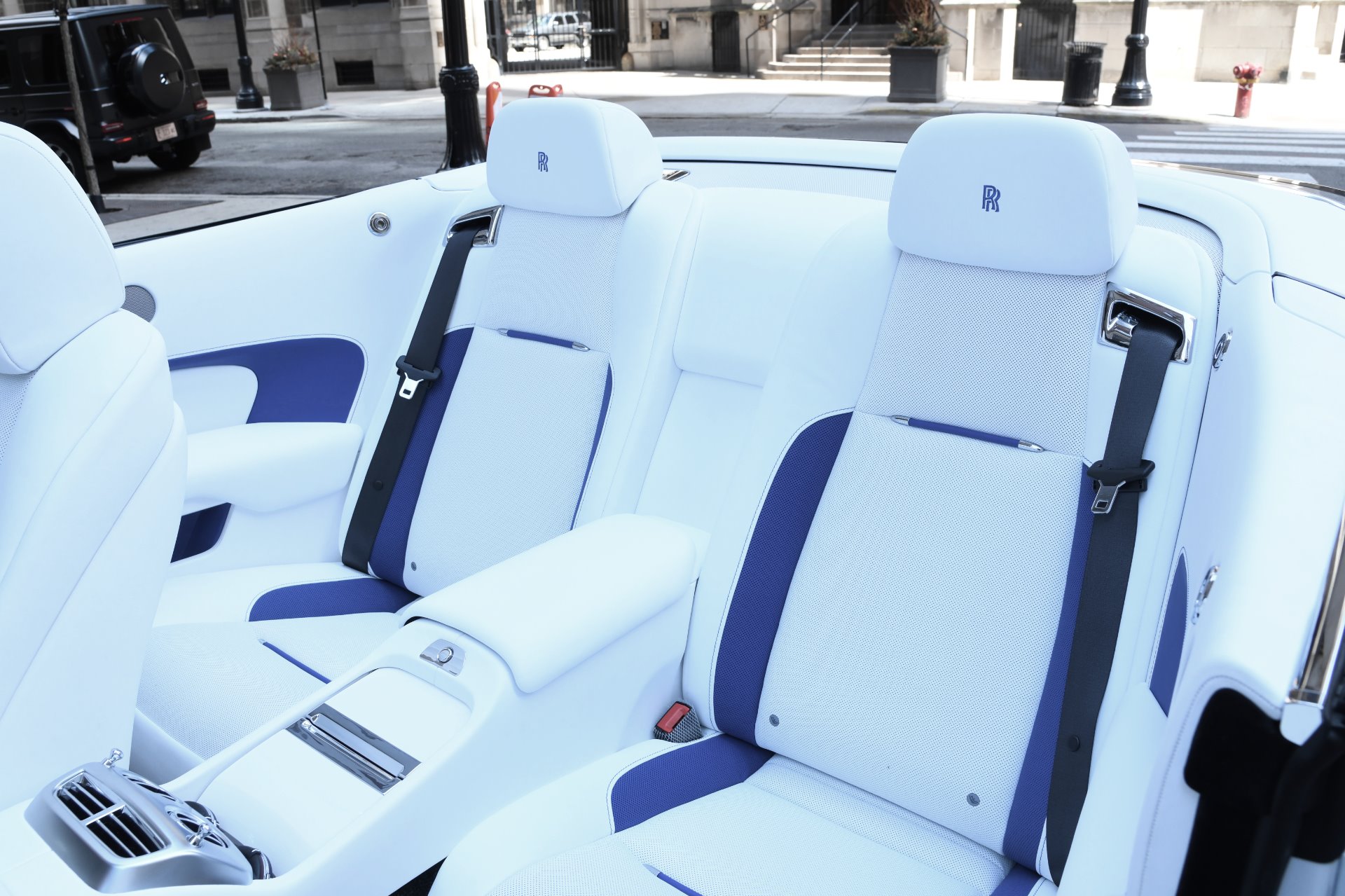 2020 Rolls-Royce Dawn, 8/20