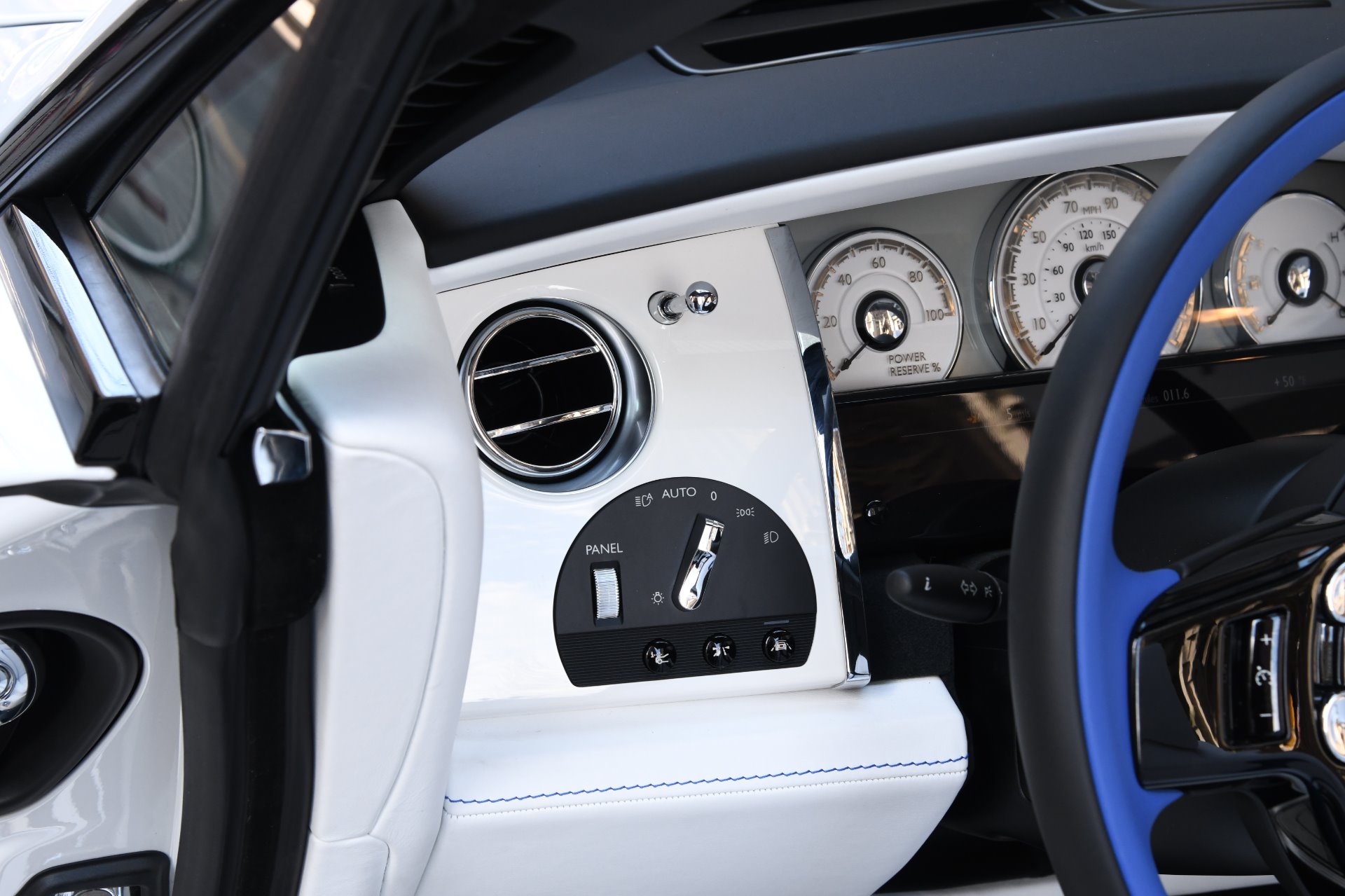 2020 Rolls-Royce Dawn, 12/20