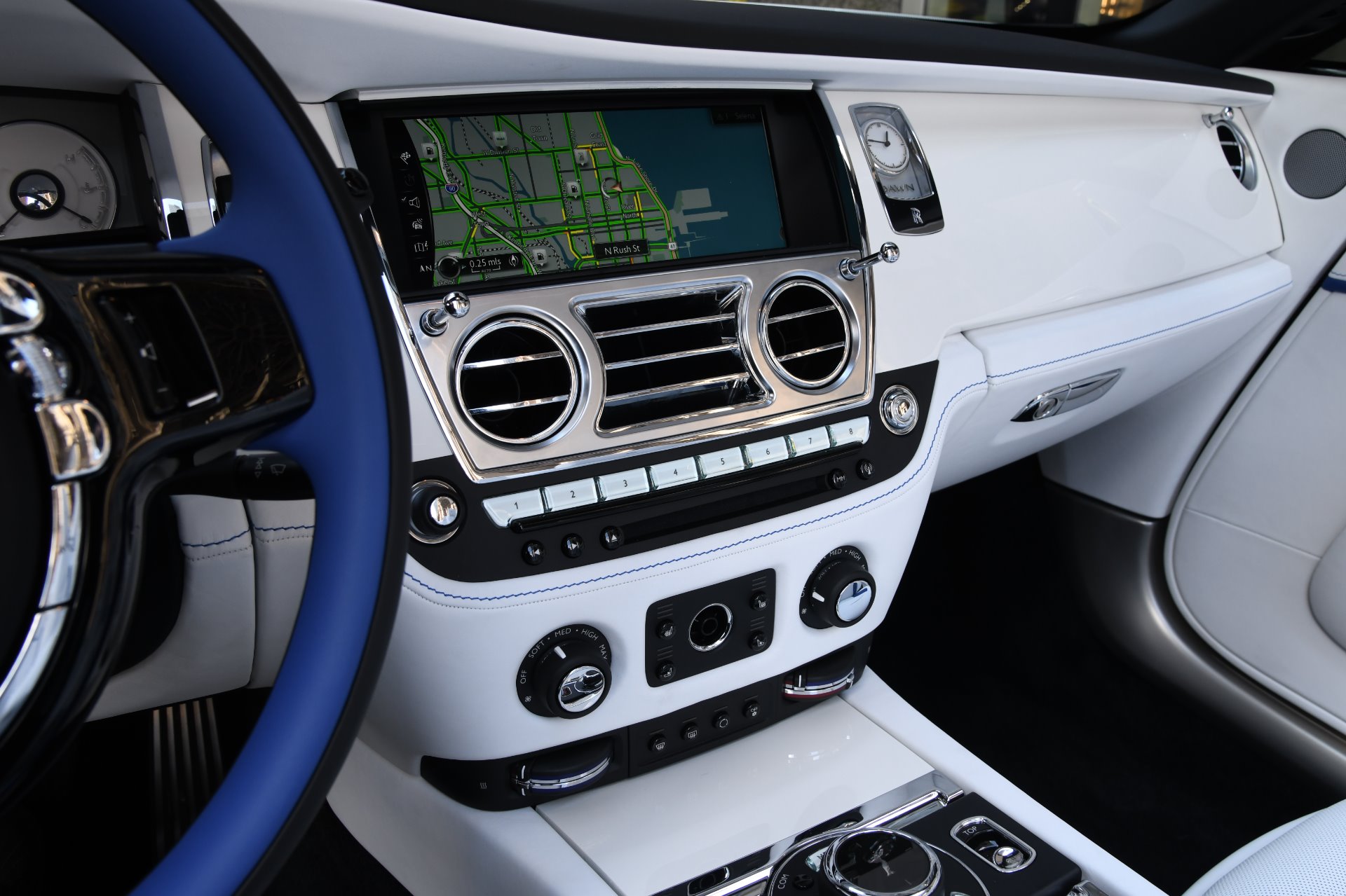 2020 Rolls-Royce Dawn, 13/20
