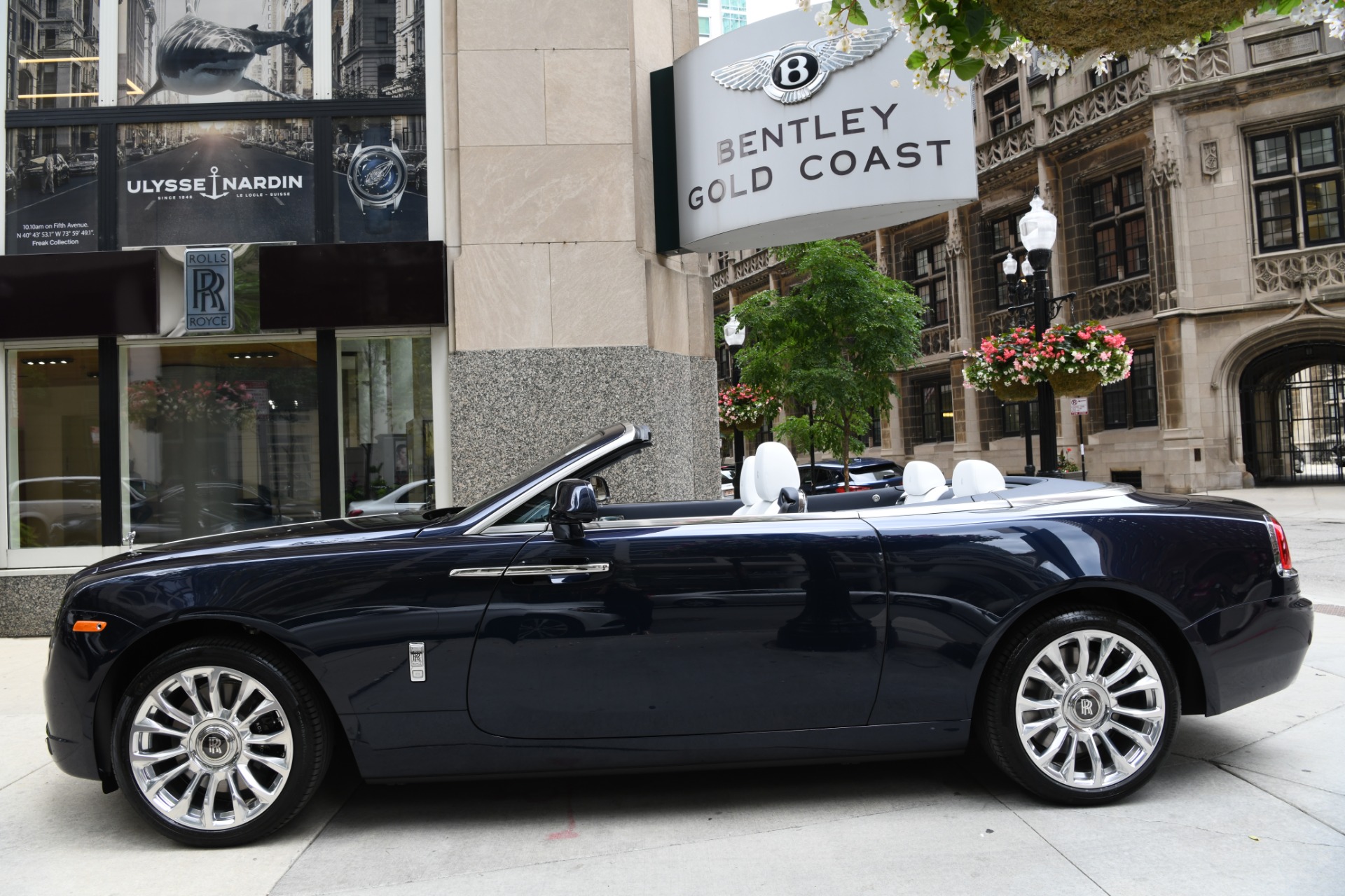 2020 Rolls-Royce Dawn, 7/20