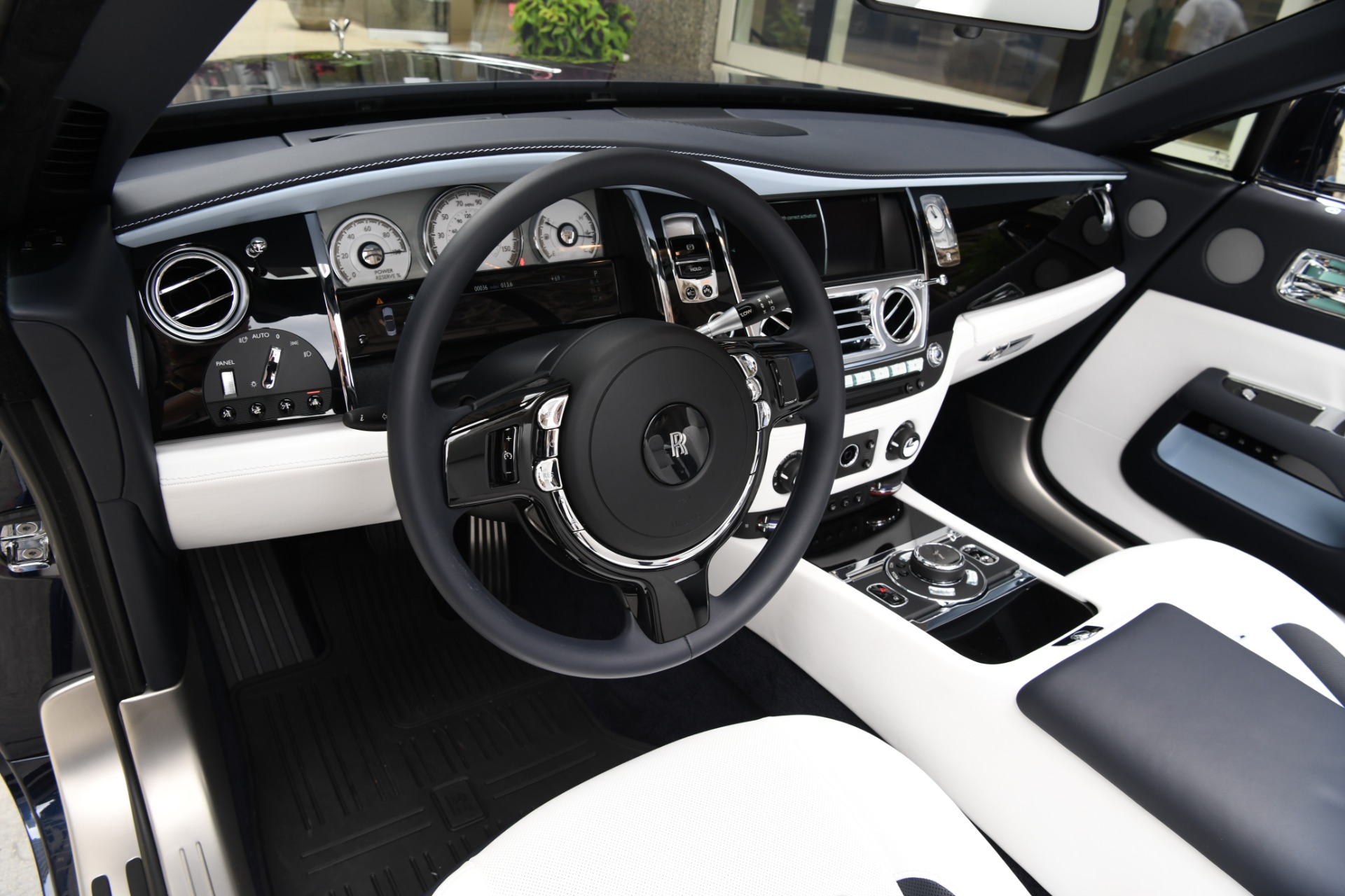 2020 Rolls-Royce Dawn, 11/20