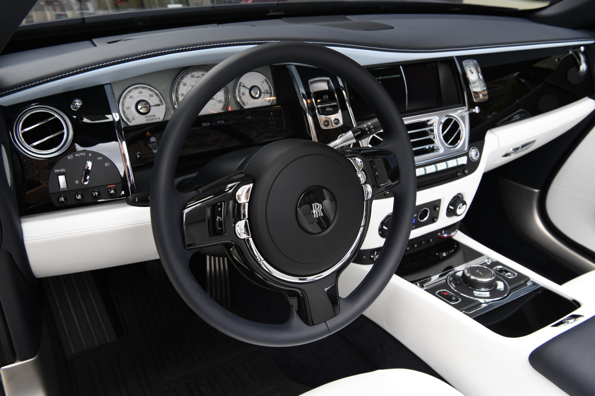 2020 Rolls-Royce Dawn, 12/20