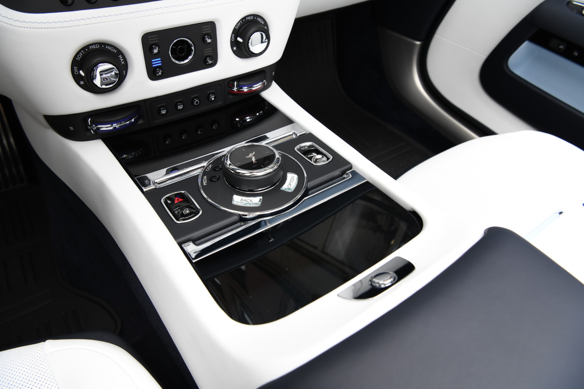 2020 Rolls-Royce Dawn, 16/20