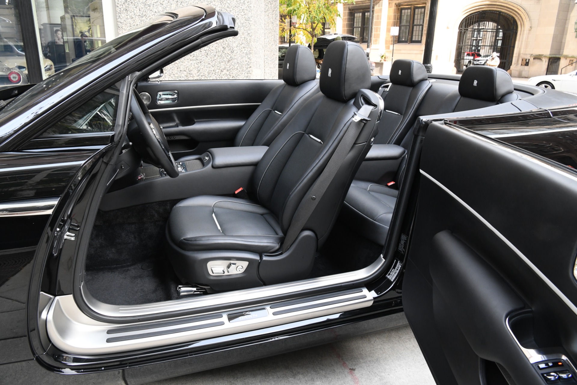 2019 Rolls-Royce Dawn, 8/20
