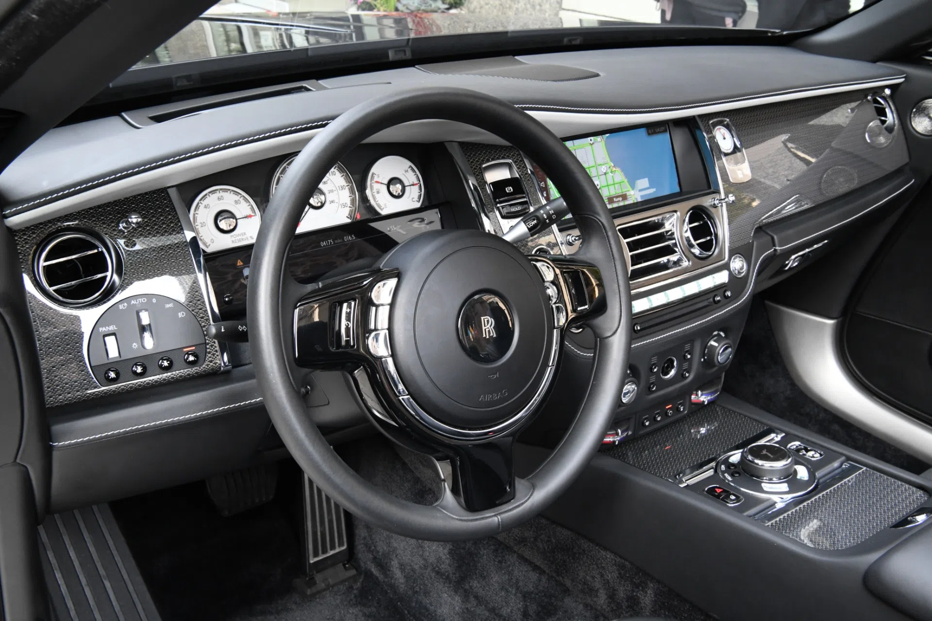 2019 Rolls-Royce Dawn interior, dashboard, Black Leather