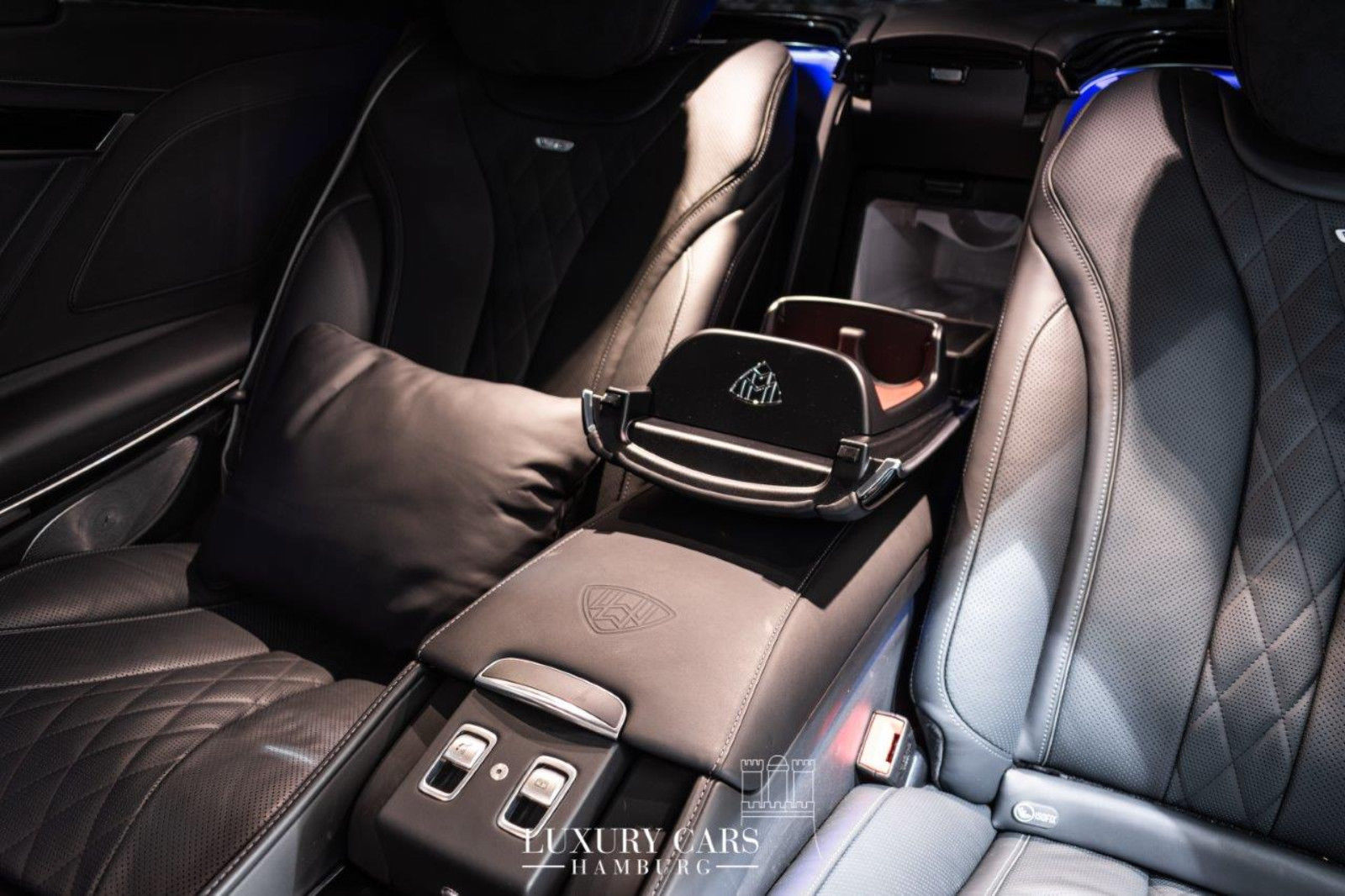 2017 Mercedes-Maybach S 600 Pullman, 15/20