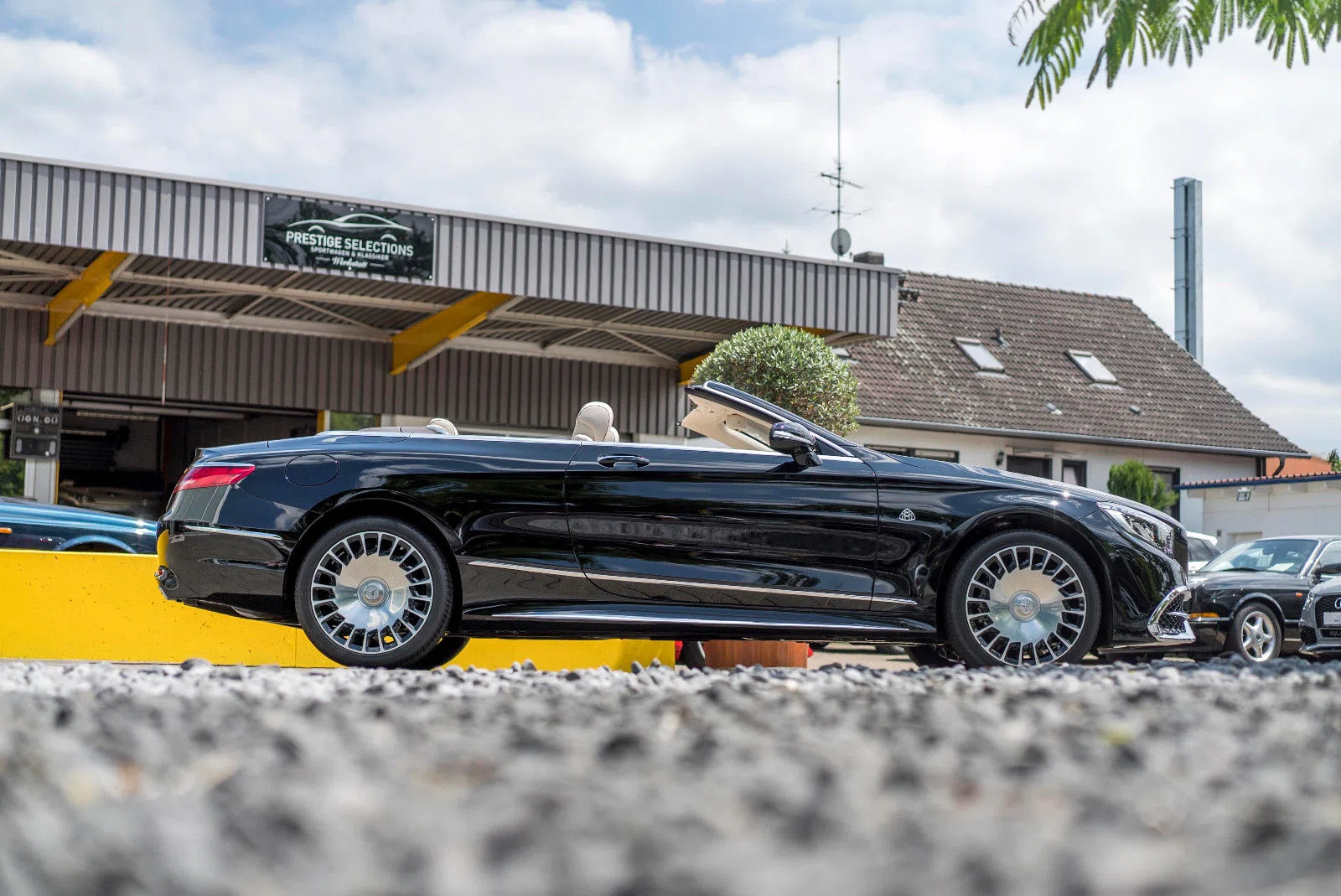 2018 Mercedes-Maybach S 650 Cabriolet for sale, exterior, Metallic