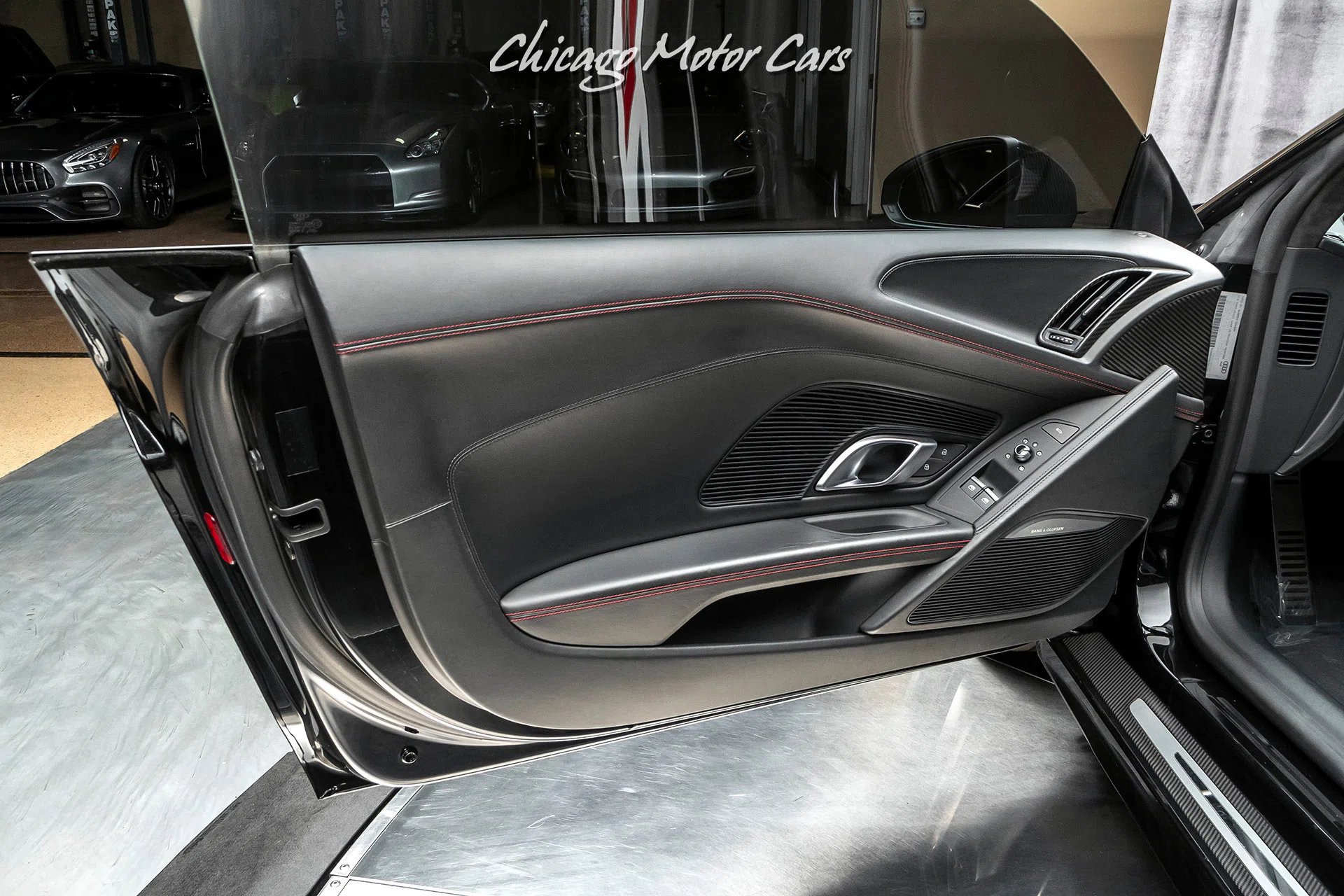 2017 Audi R8 5.2 Quattro V10 Plus Coupe interior, door panel, Black W/ Express Red Stitching