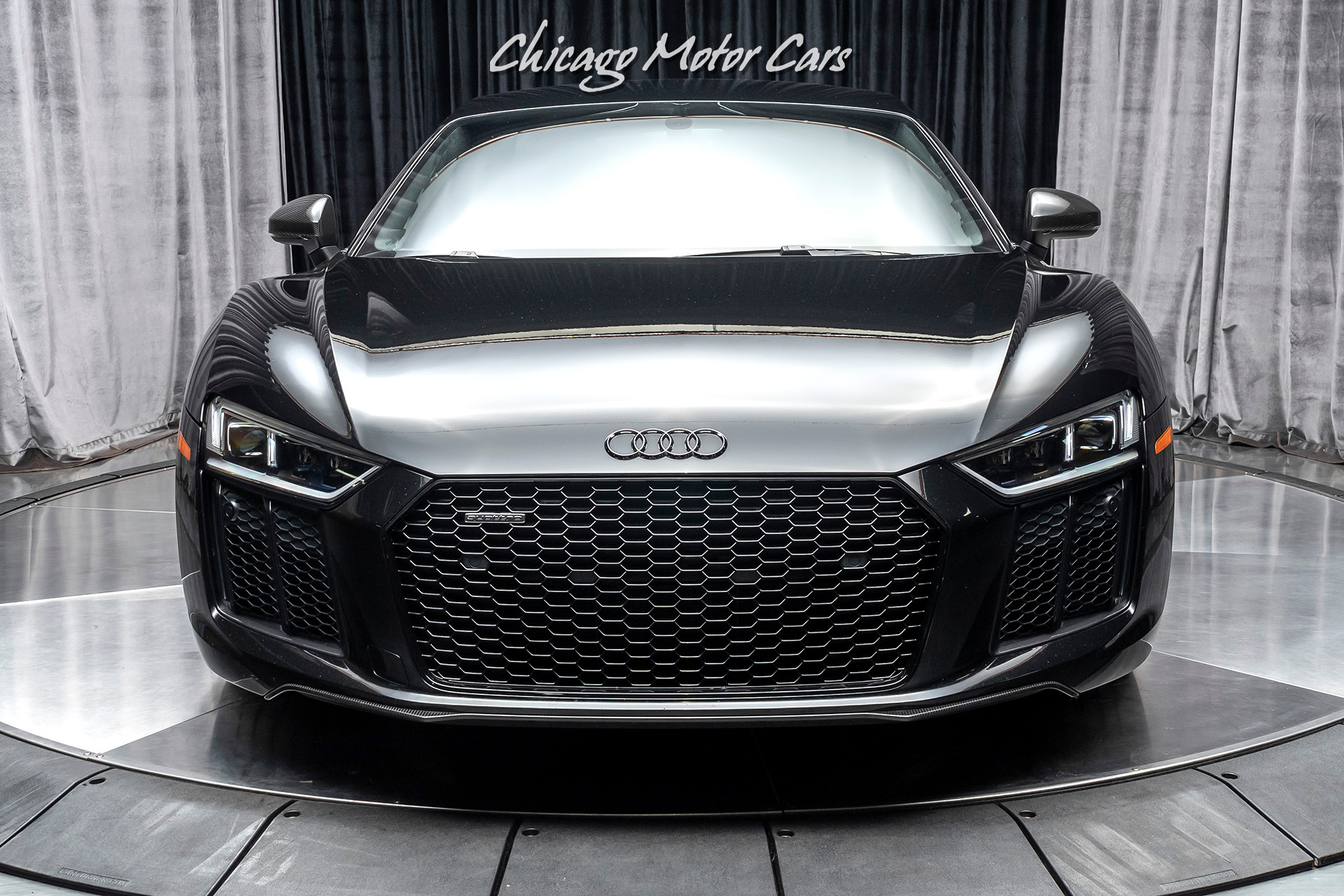 2017 Audi R8 5.2 Quattro V10 Plus Coupe, 23/24