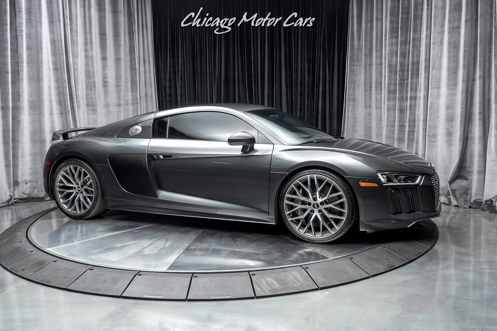 2017 Audi R8 5.2 Quattro V10 Plus Coupe for sale, exterior, Daytona Gray Pearl Effect