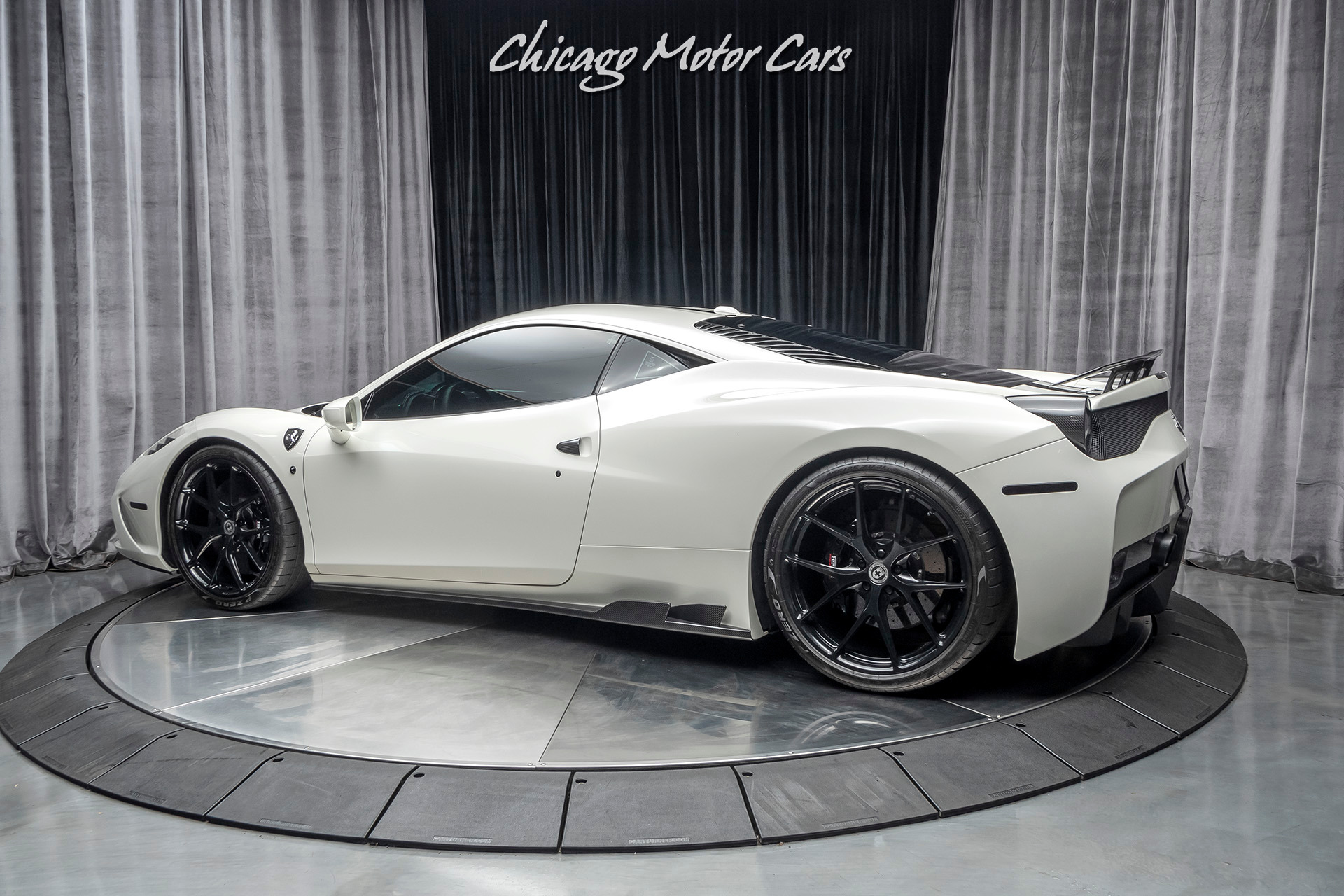 2015 Ferrari 458 Speciale Coupe, 2/13