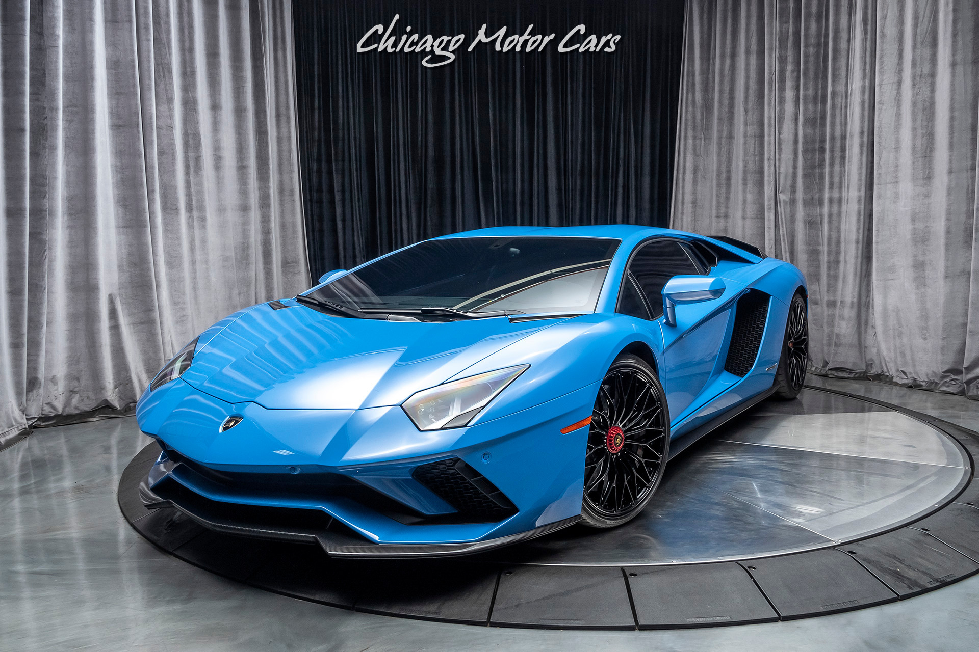 2017 Lamborghini Aventador LP740-4 S Coupe, 2/16