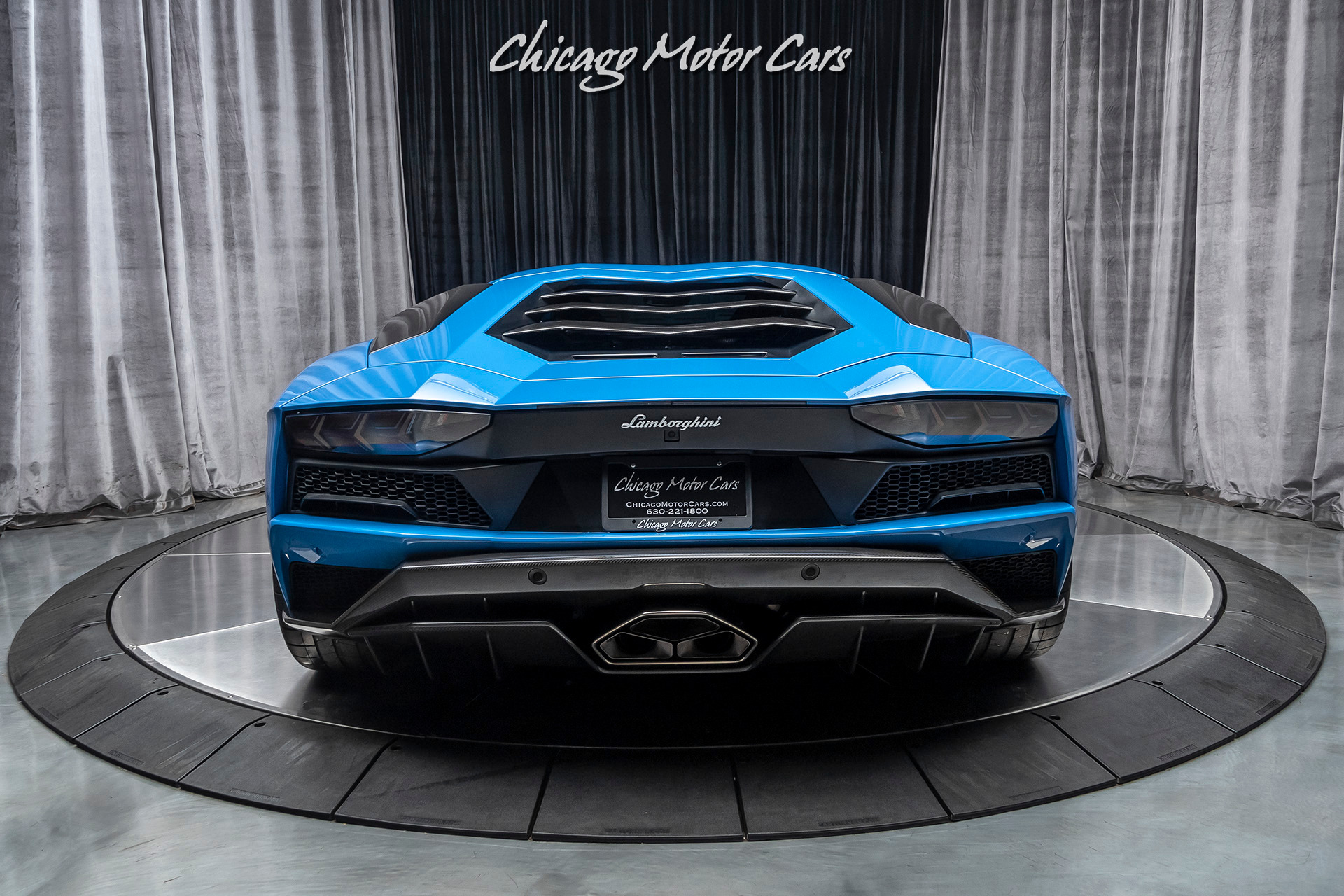 2017 Lamborghini Aventador LP740-4 S Coupe, 4/16