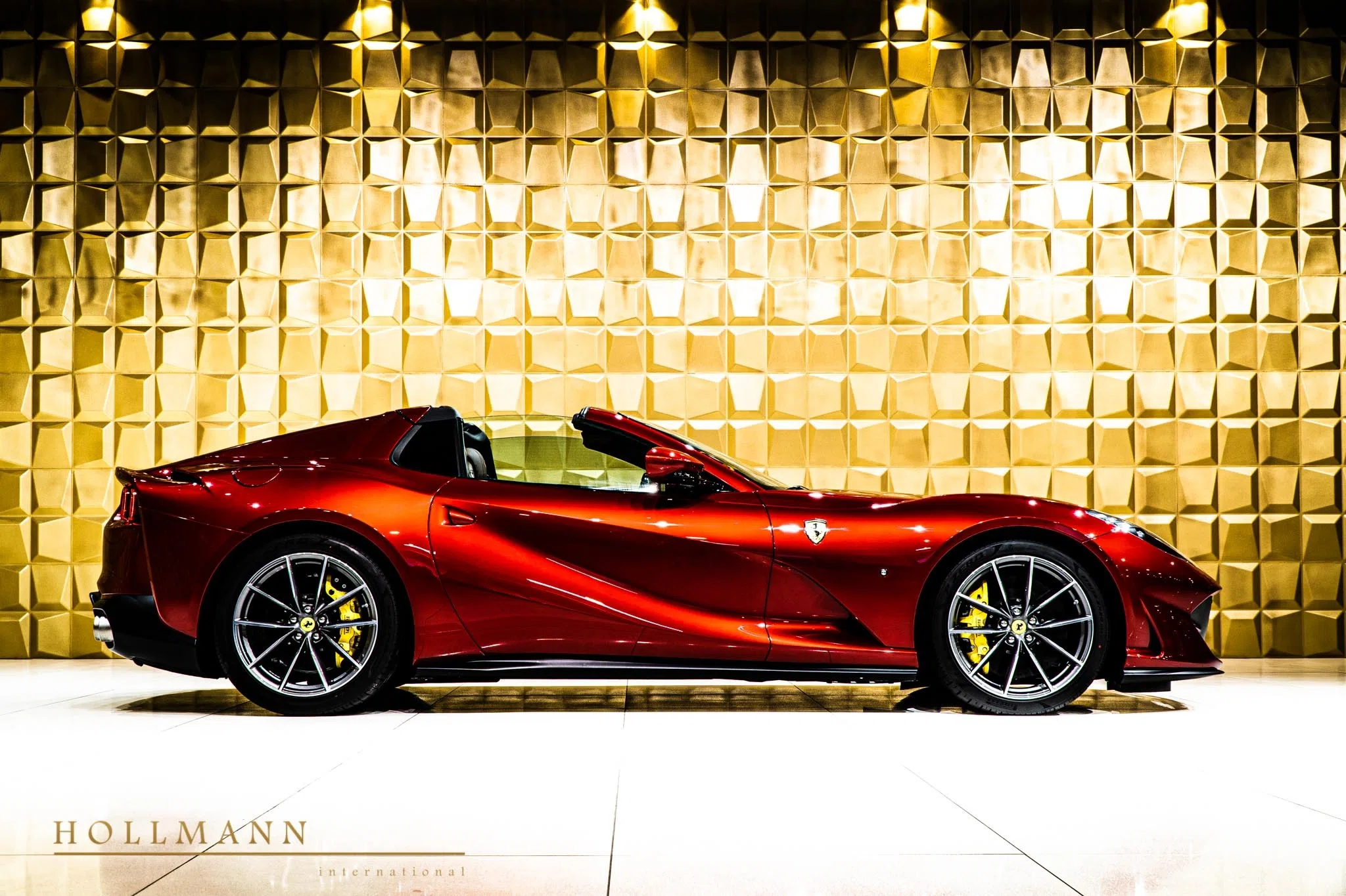 2020 Ferrari 812 GTS