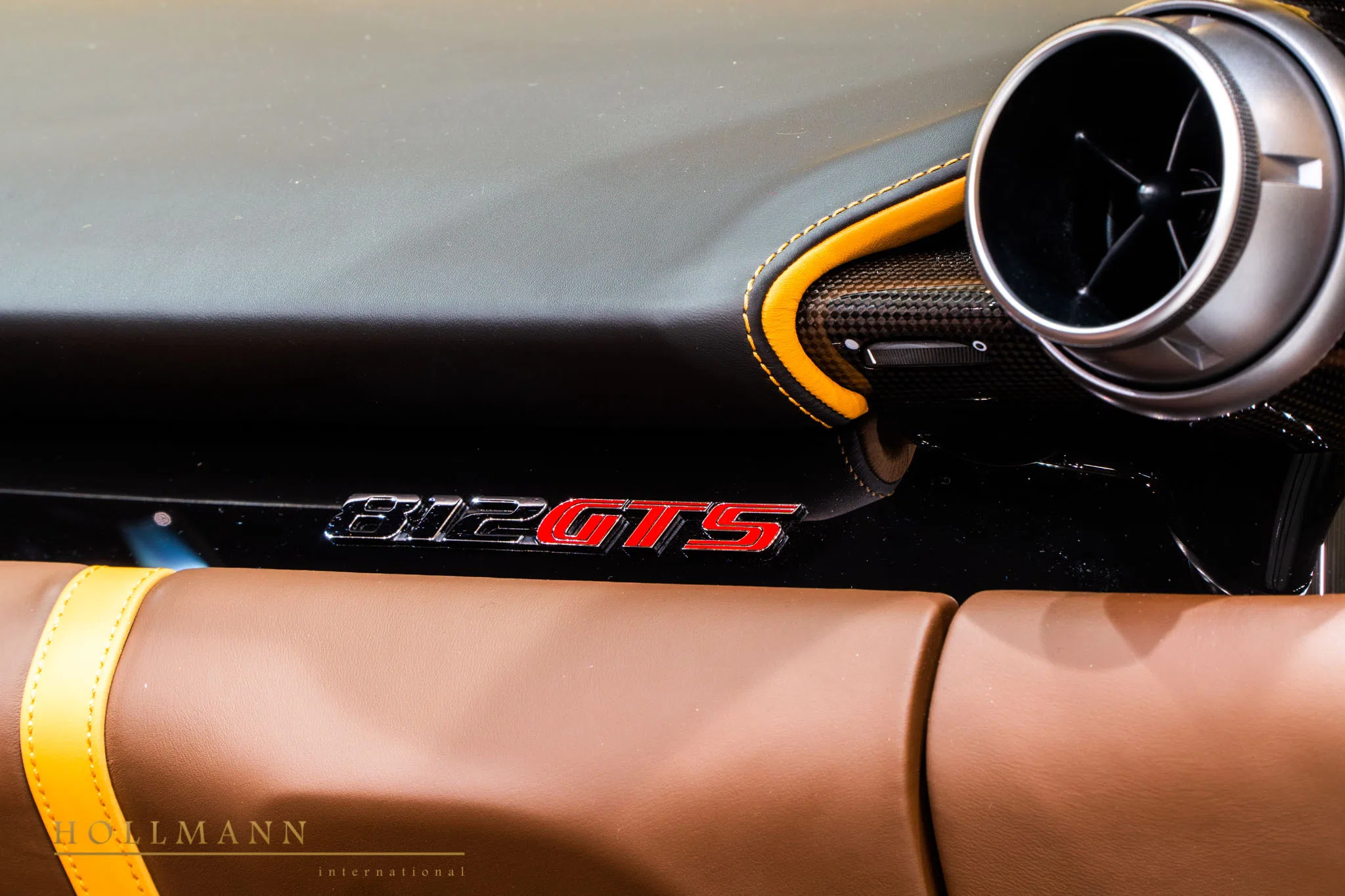 2020 Ferrari 812 GTS, detail