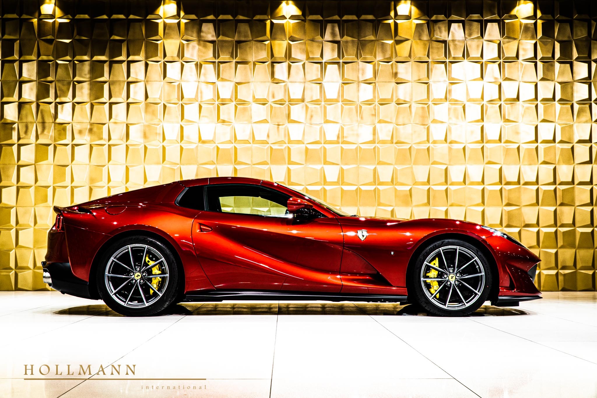 2020 Ferrari 812 GTS, 13/20