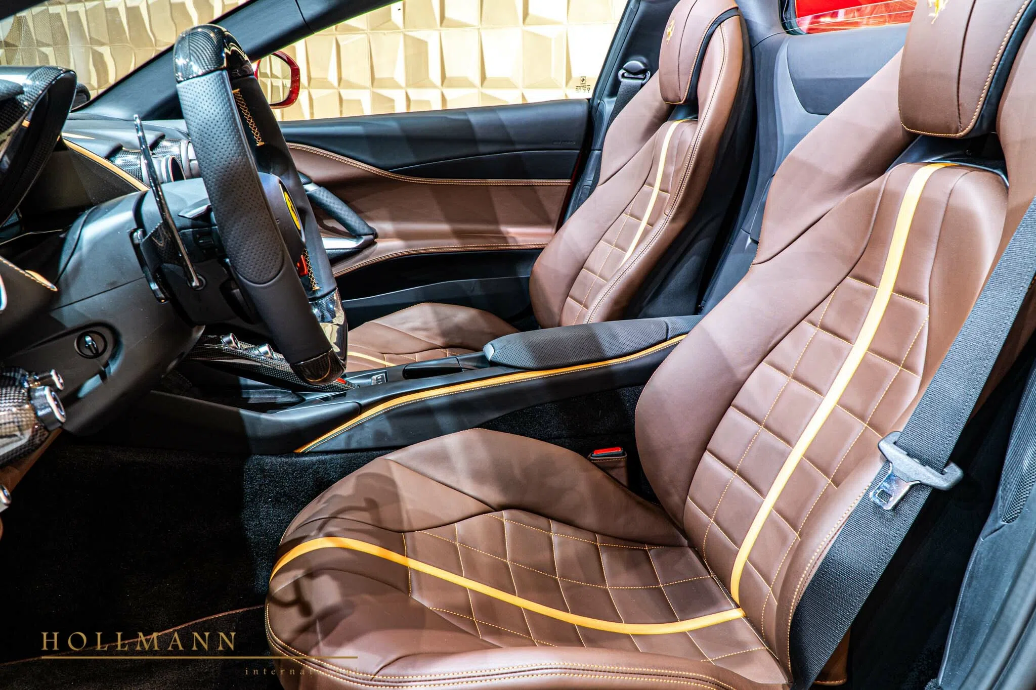 2020 Ferrari 812 GTS interior, seats, INTC Terra Bruciata