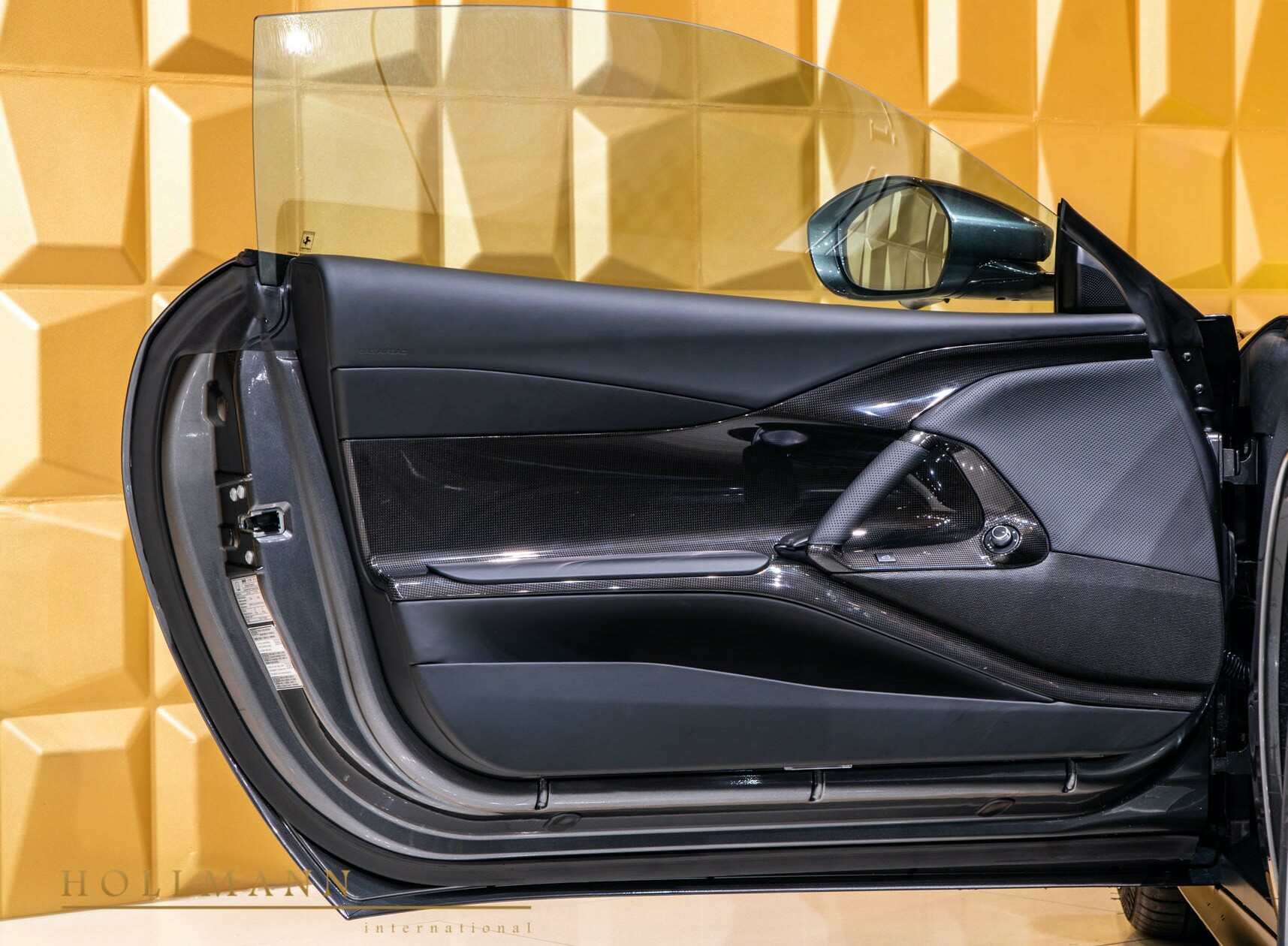 2020 Ferrari 812 GTS, 9/20