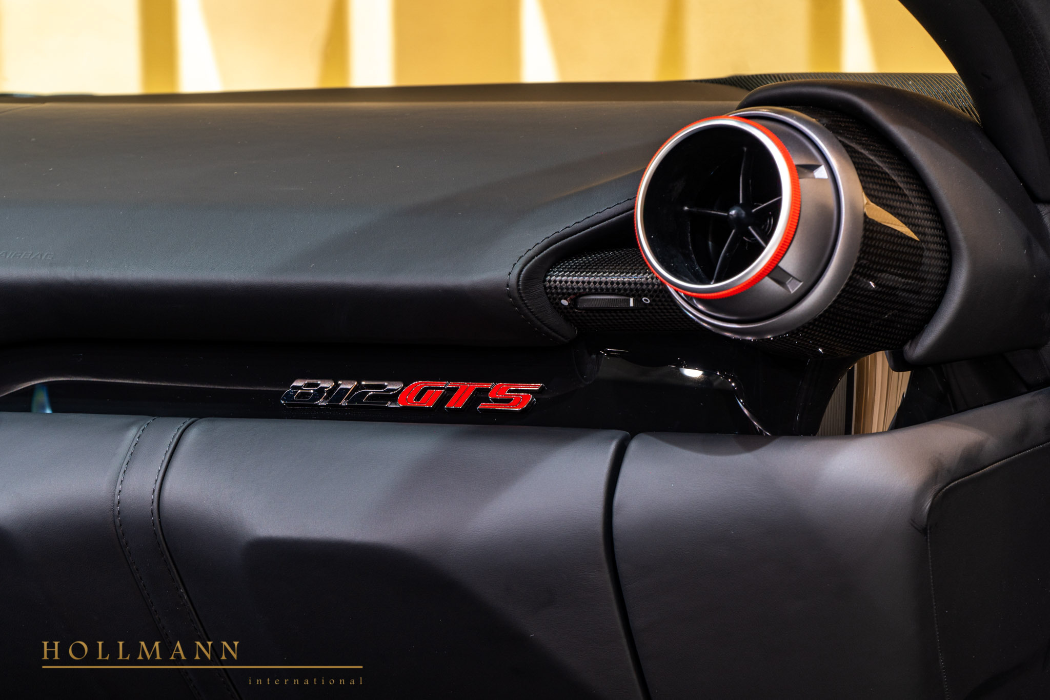 2020 Ferrari 812 GTS, 14/20