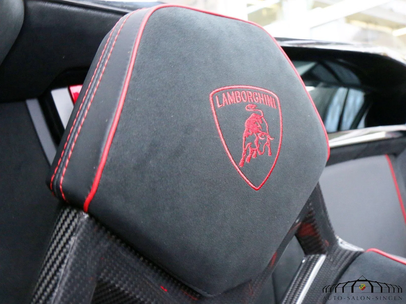 2015 Lamborghini Aventador LP 750-4 SV - Superveloce - Roadster interior, Black-Red