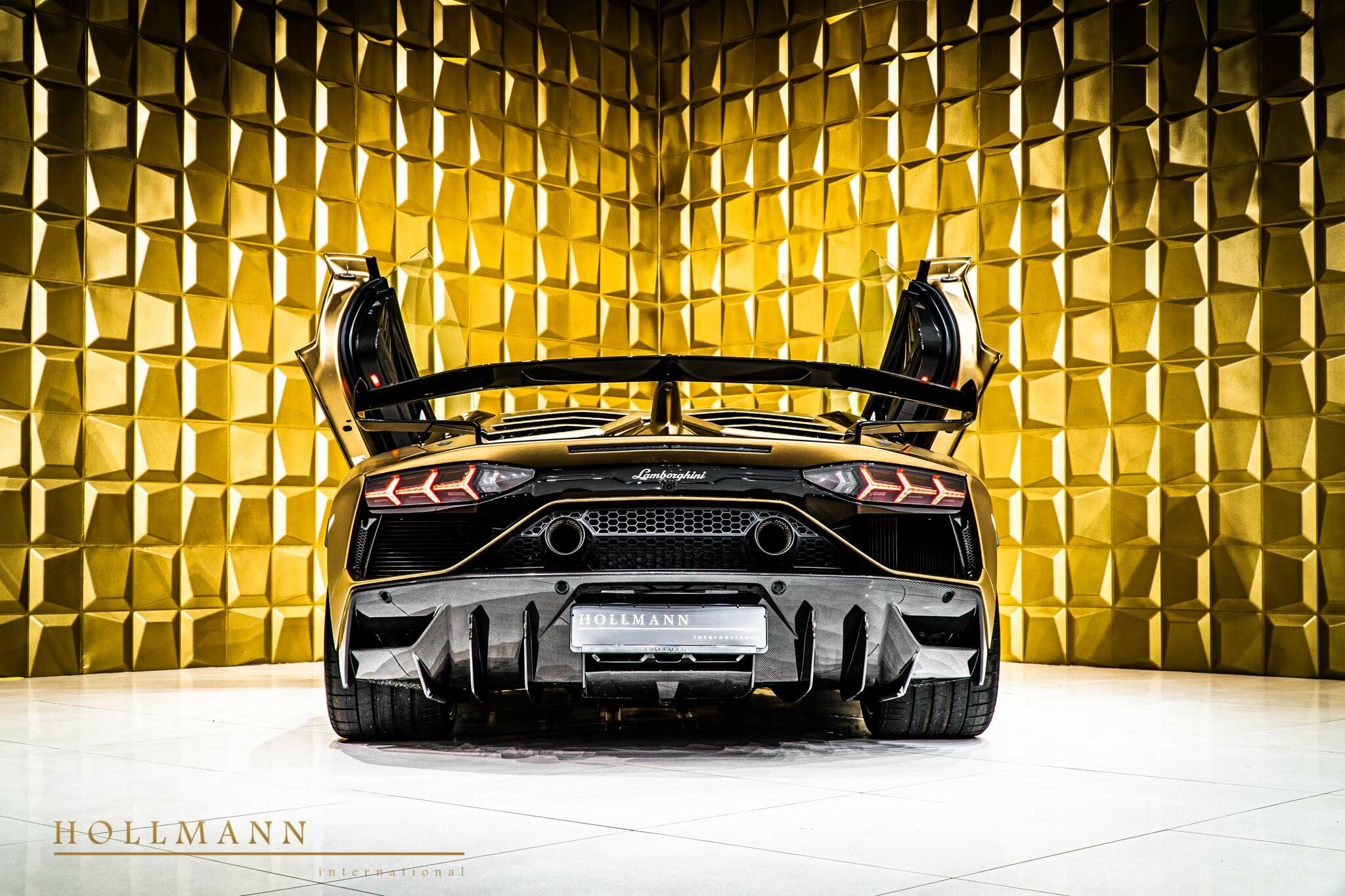 2020 Lamborghini Aventador SVJ Roadster, 5/14