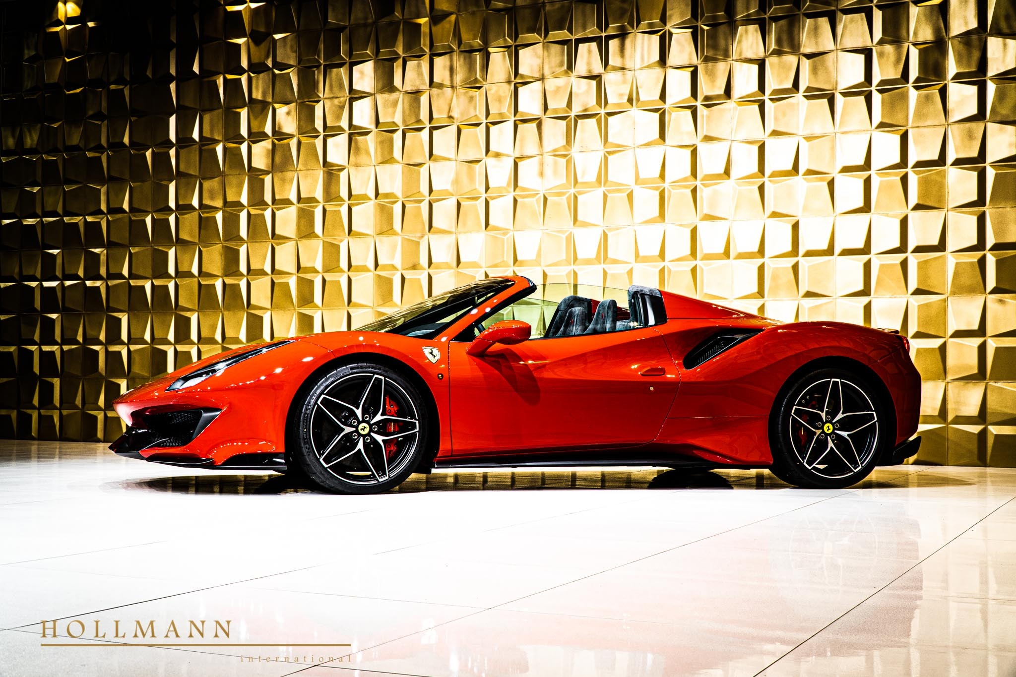2020 Ferrari 488 Pista Spider, 2/20