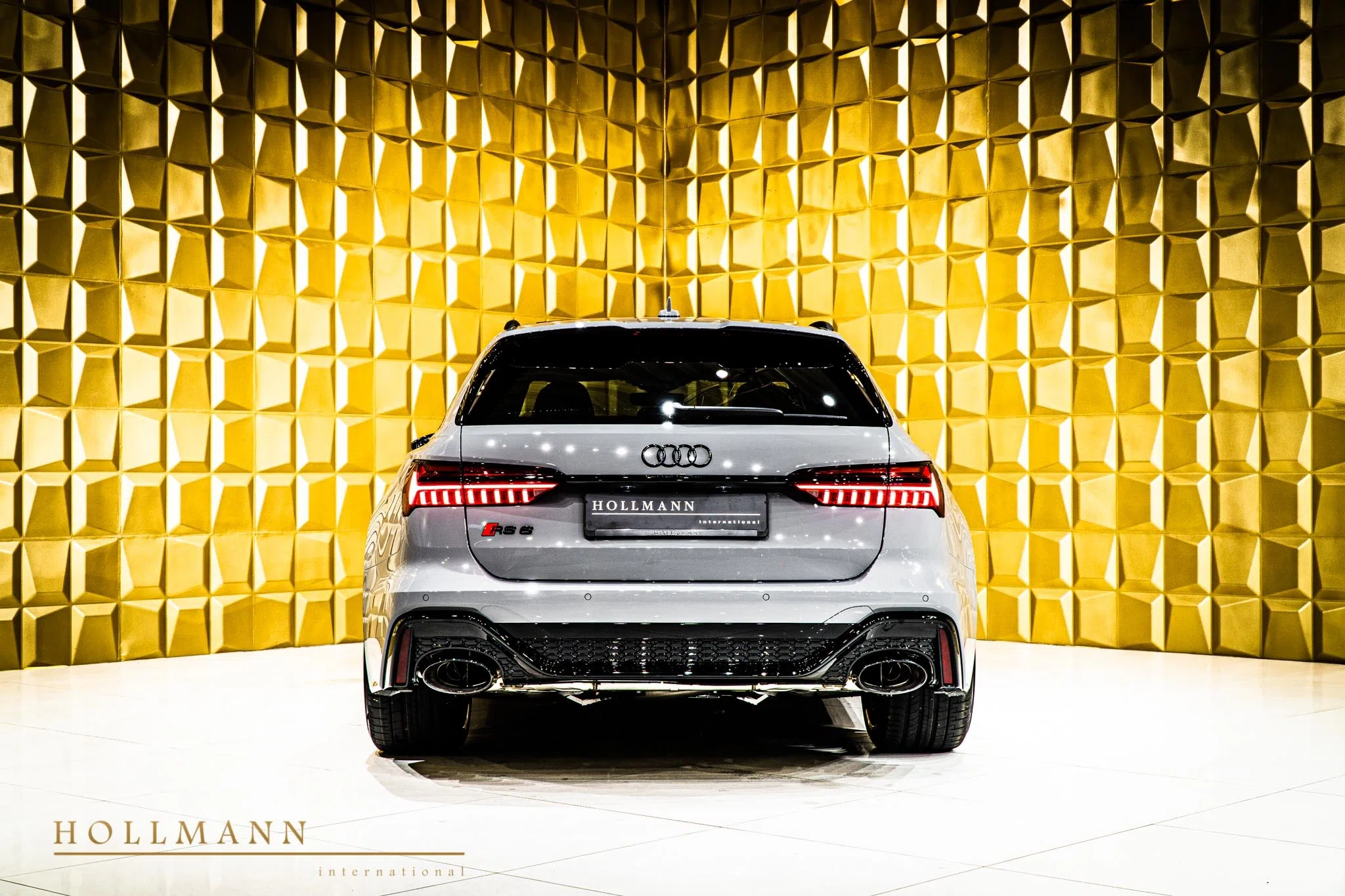 2020 Audi RS6 Avant for sale, exterior, Nardograu