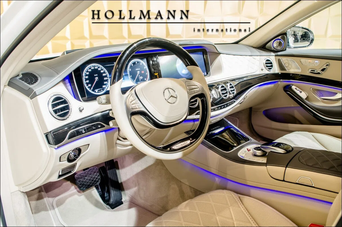 2020 Mercedes-Benz S 600 Maybach Pullman interior, dashboard, Designo Beige