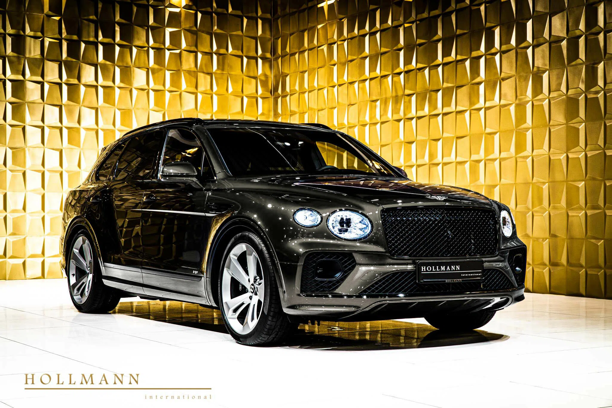 2020 Bentley Bentayga V8 for sale, exterior, BRODGAR