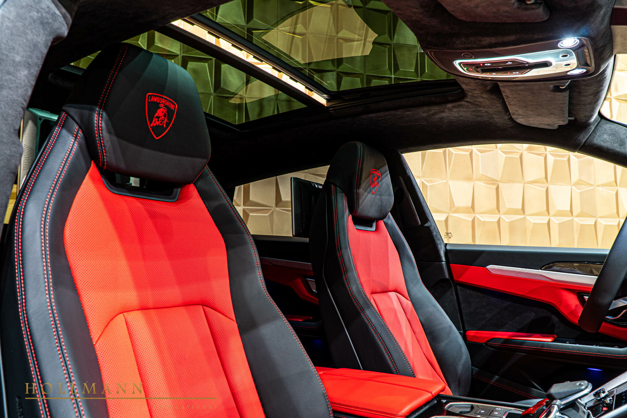 2020 Lamborghini Urus, 14/18