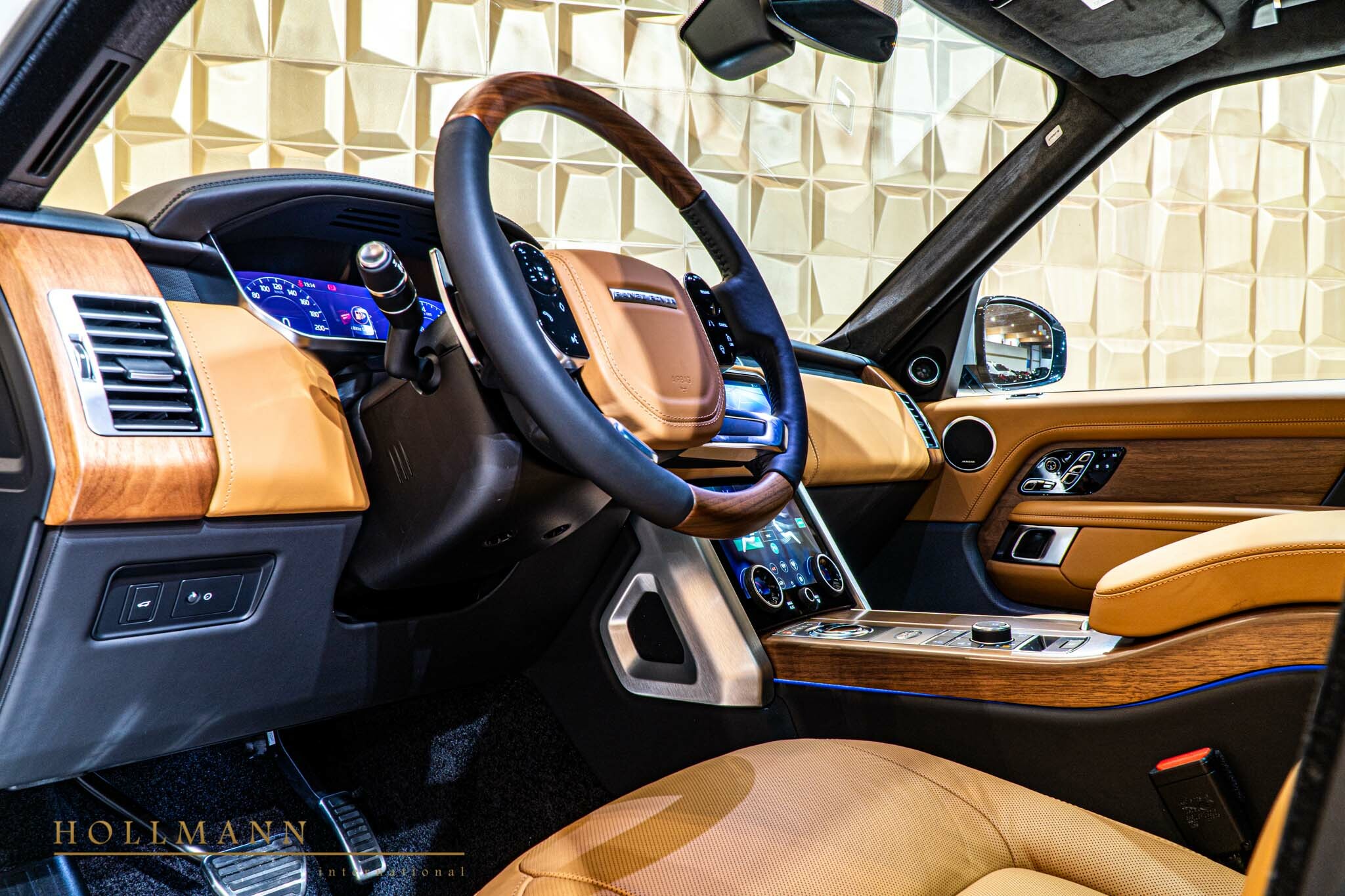 2020 Land Rover Range Rover  AUTOBIOGRAPHY LWB, 10/20