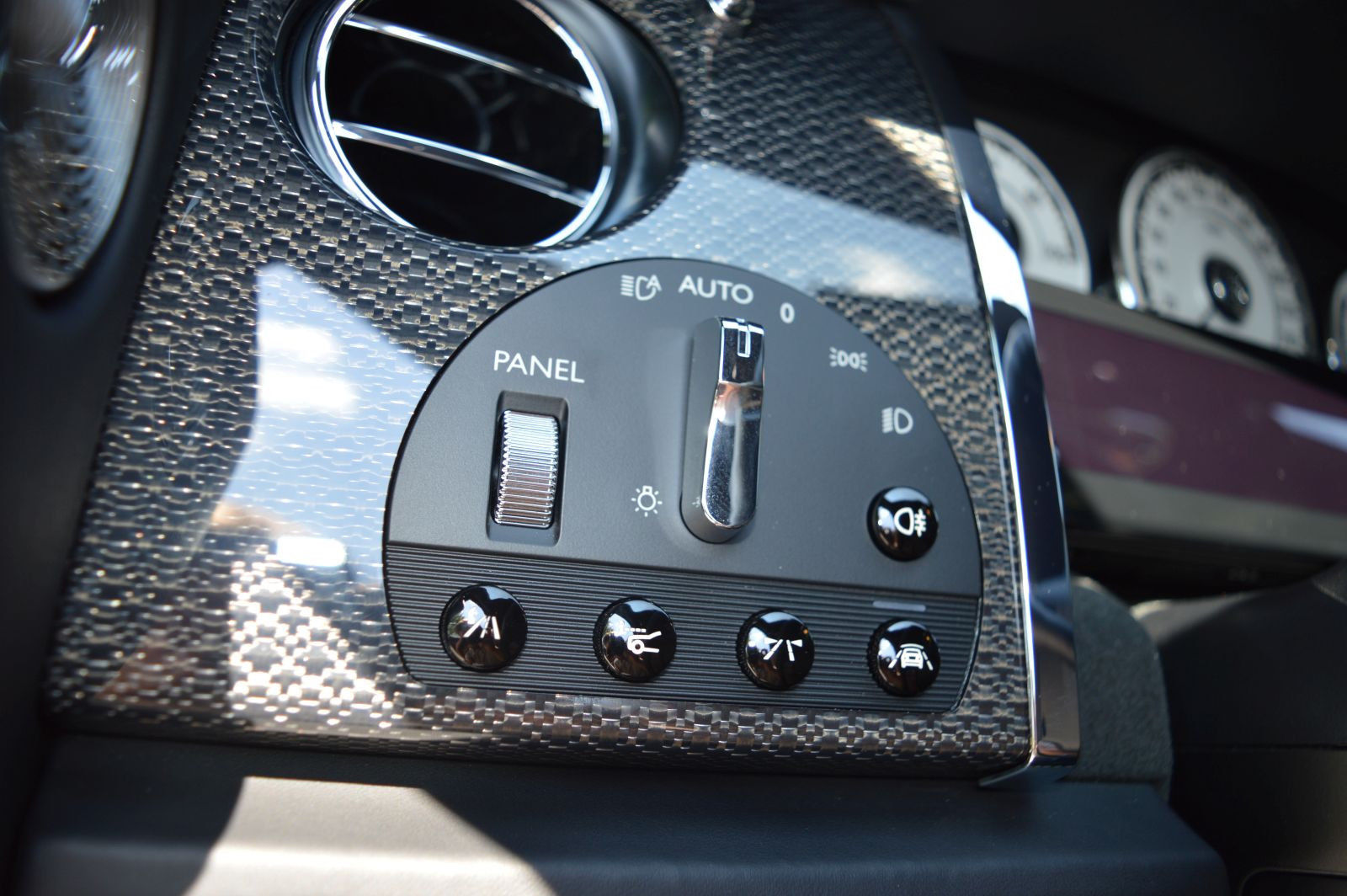 2018 Rolls-Royce Wraith Black Badge, 17/20